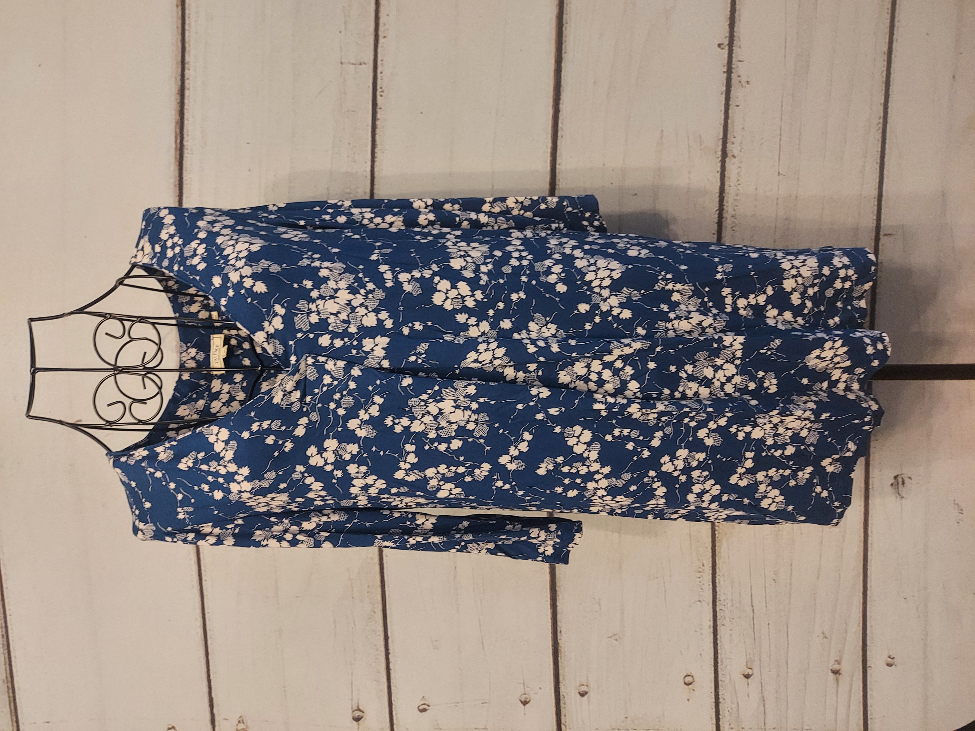 Fat Face royal blue 3/4 sleeves blouse size 8
