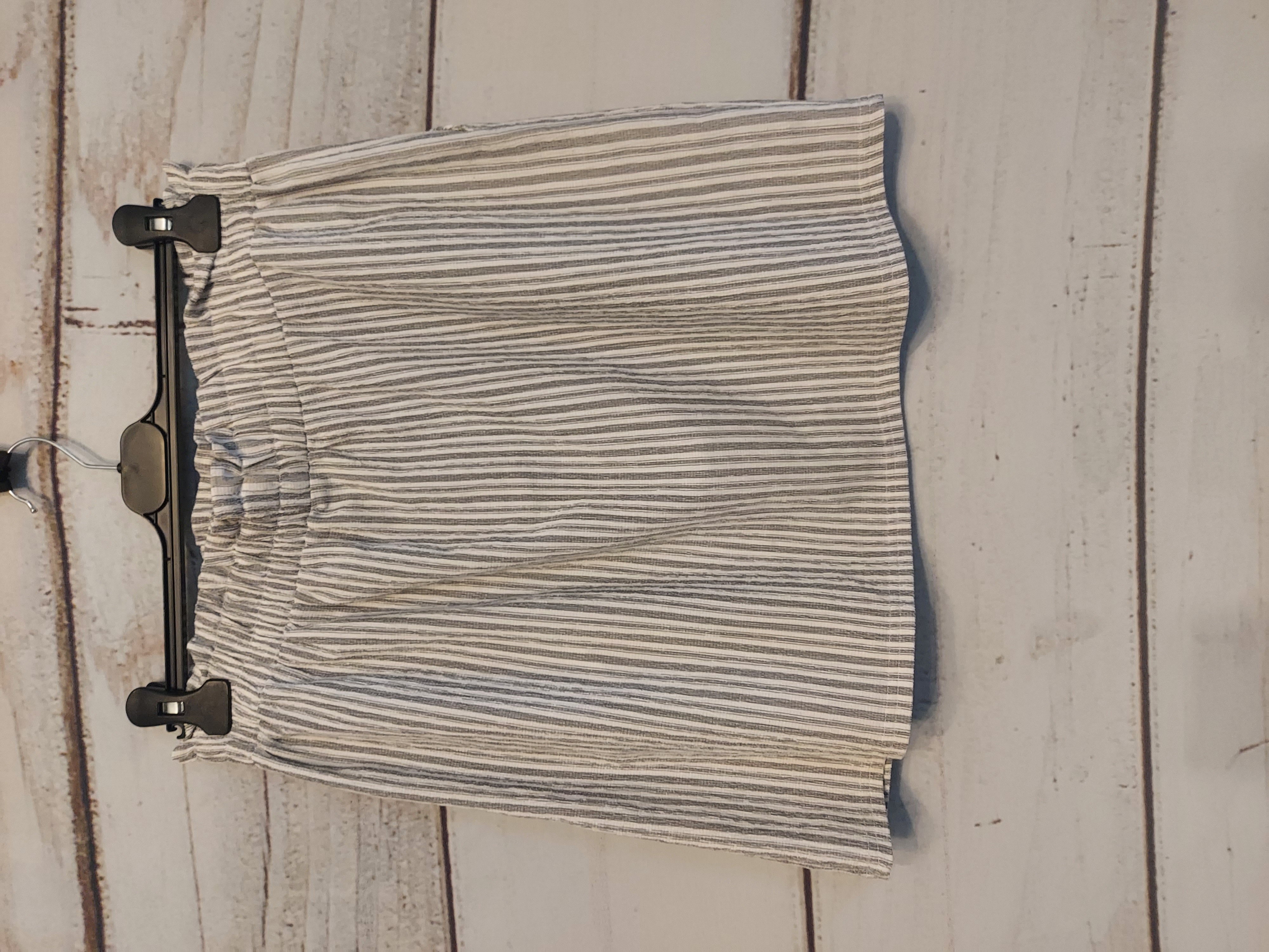 Papaya white and grey colours skirt size 14