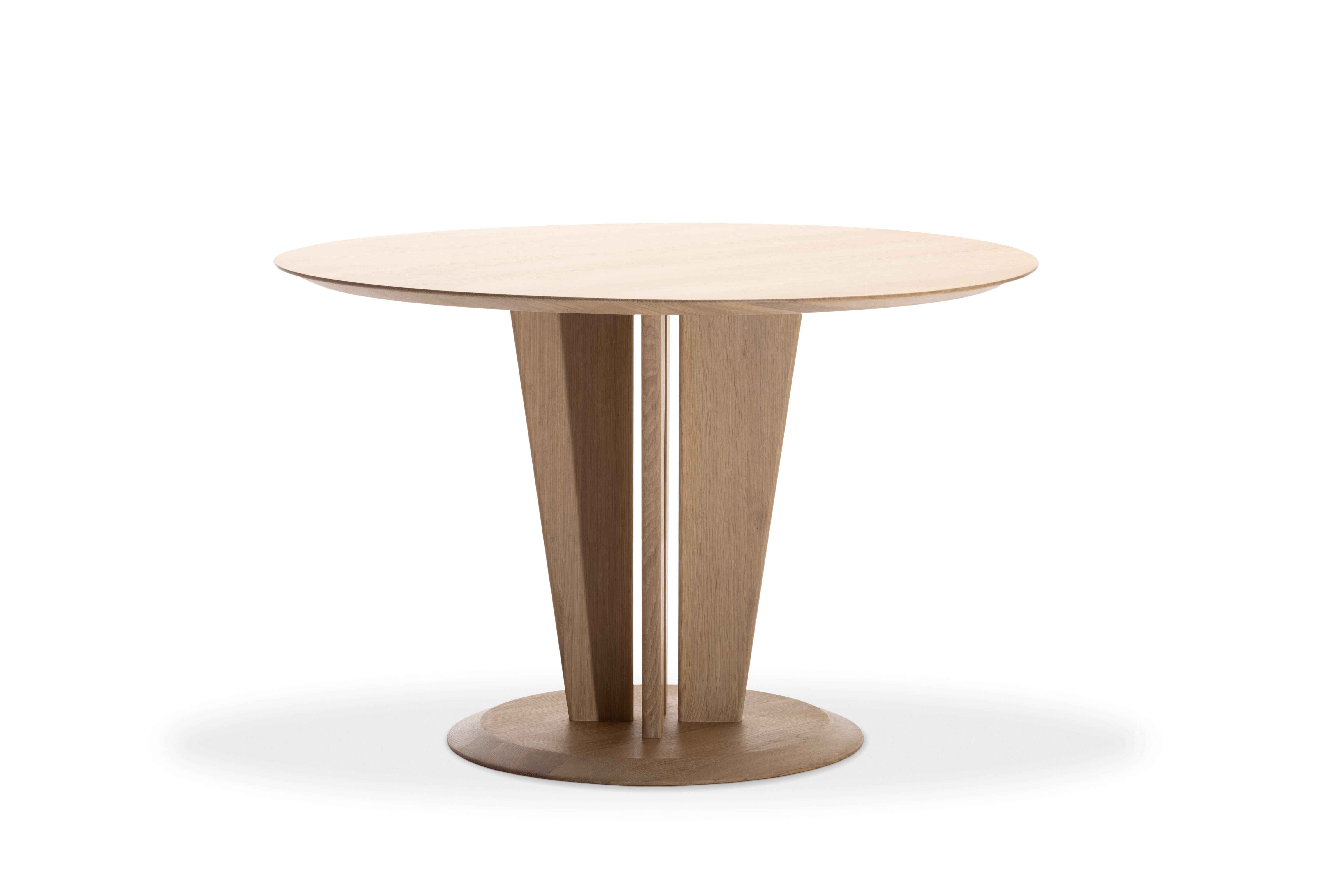Dining Table Vendi