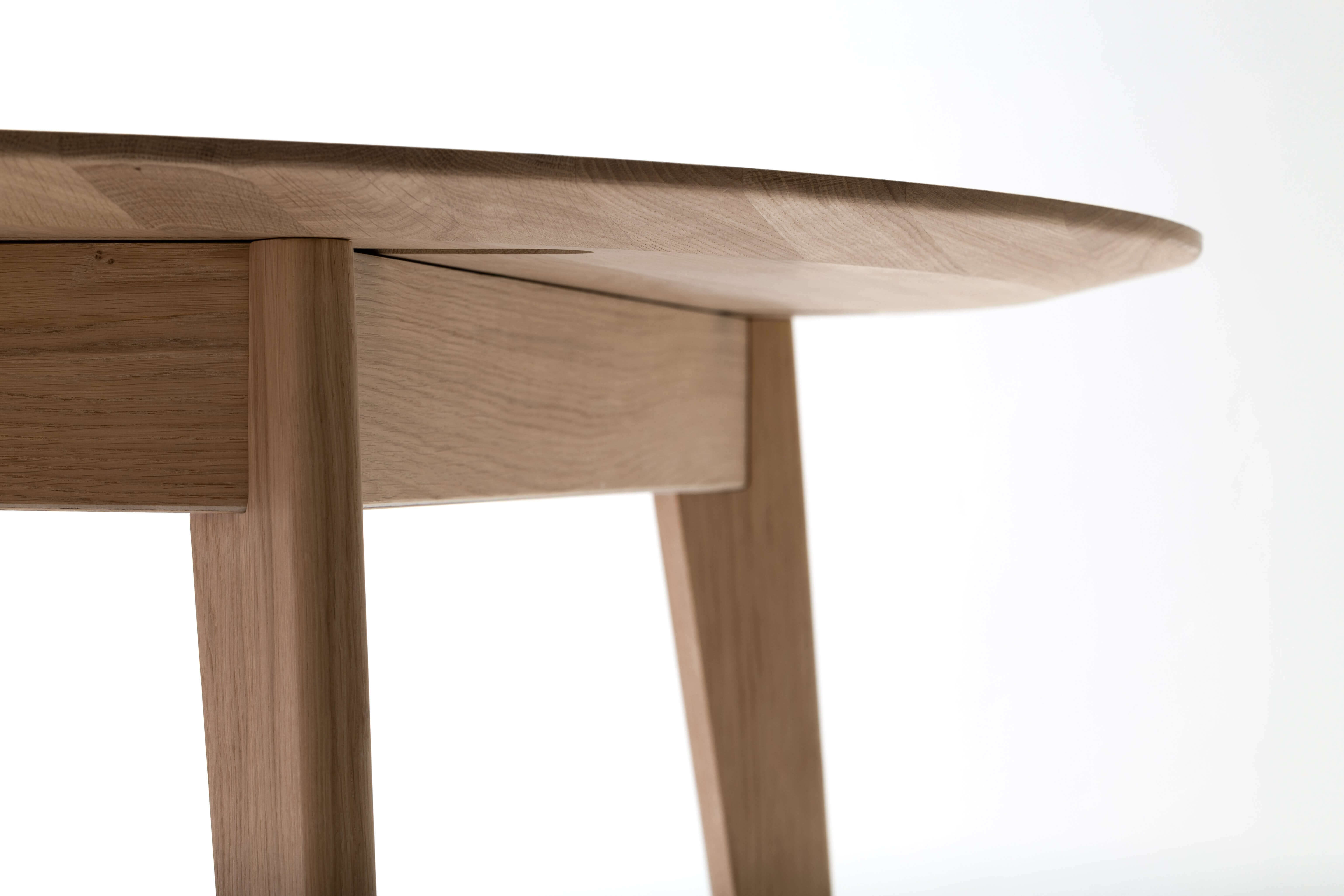 Round Dining Table Alis