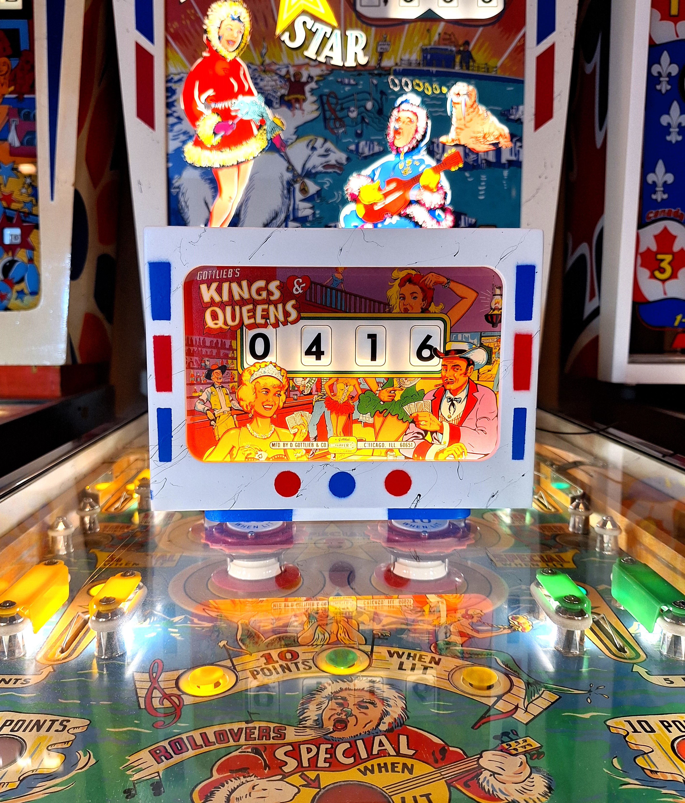 Gottlieb® Kings & Queens Clock