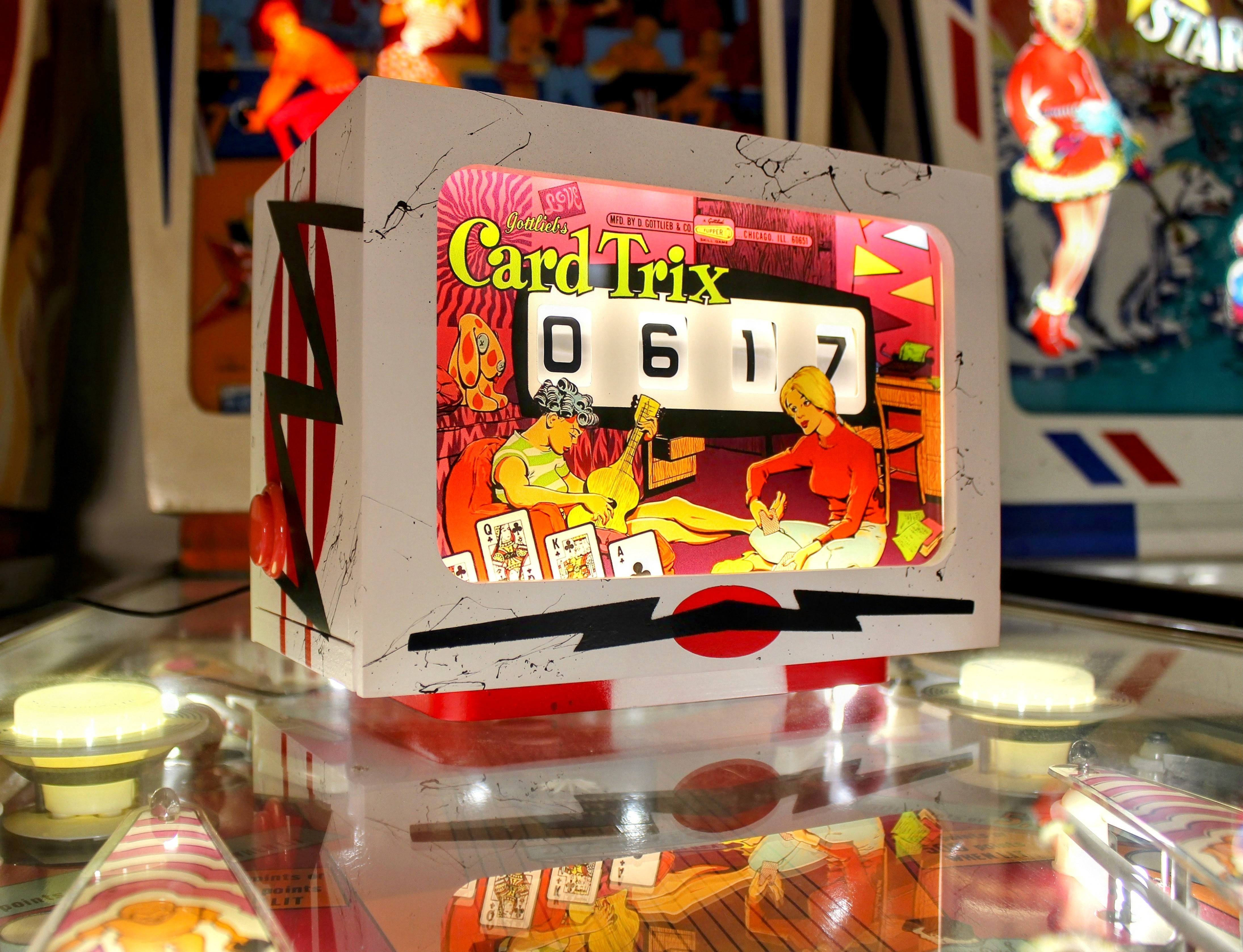 Lou's Choice: Gottlieb® Card Trix Clock