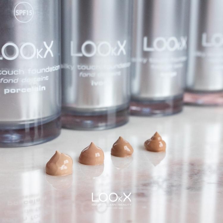 LOOkX Silky touch foundation Ivory