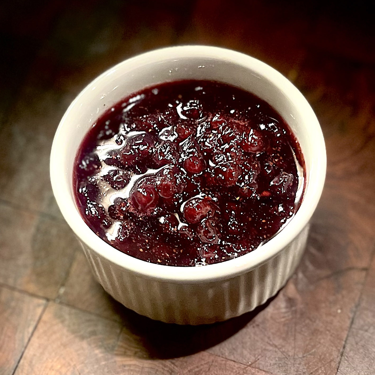 Bruknių uogienė su čili, ~0,220 kg