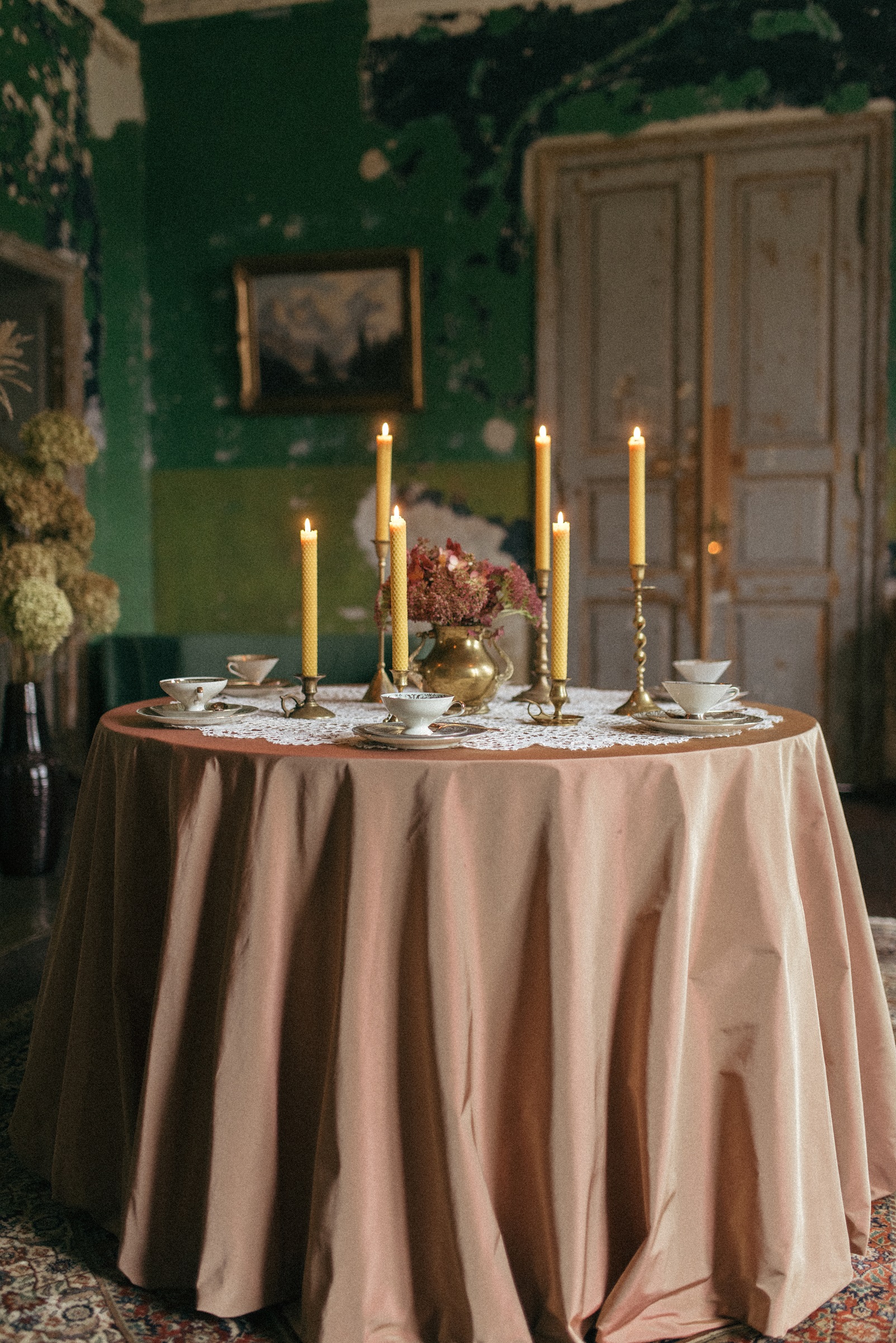 CLASSIC CANDLES "HONEYCOMB" Set of 3