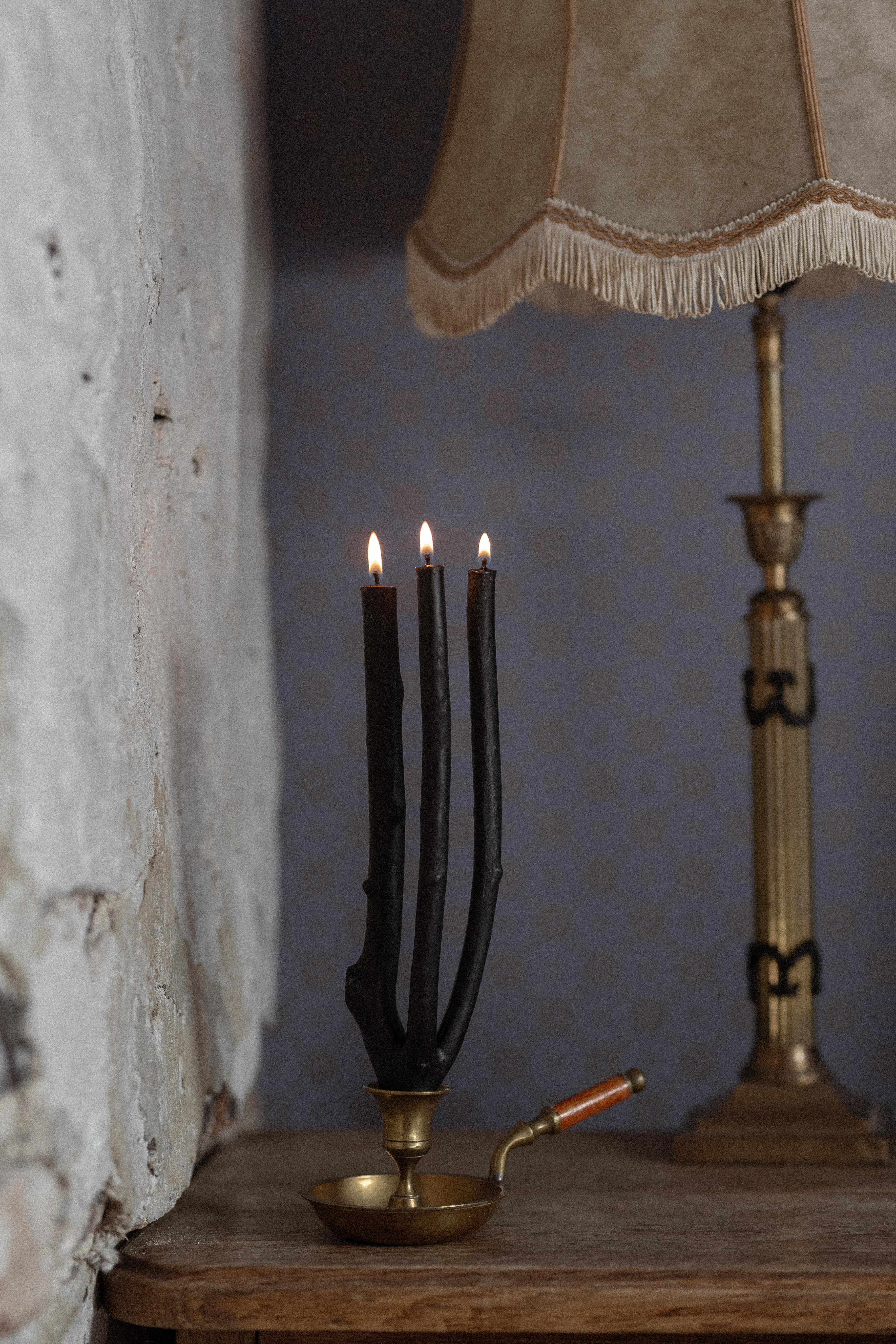 TRIPLE BRANCHES IN BLACK