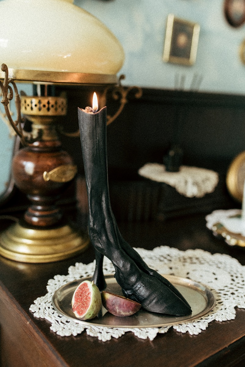 DEER'S LEG
