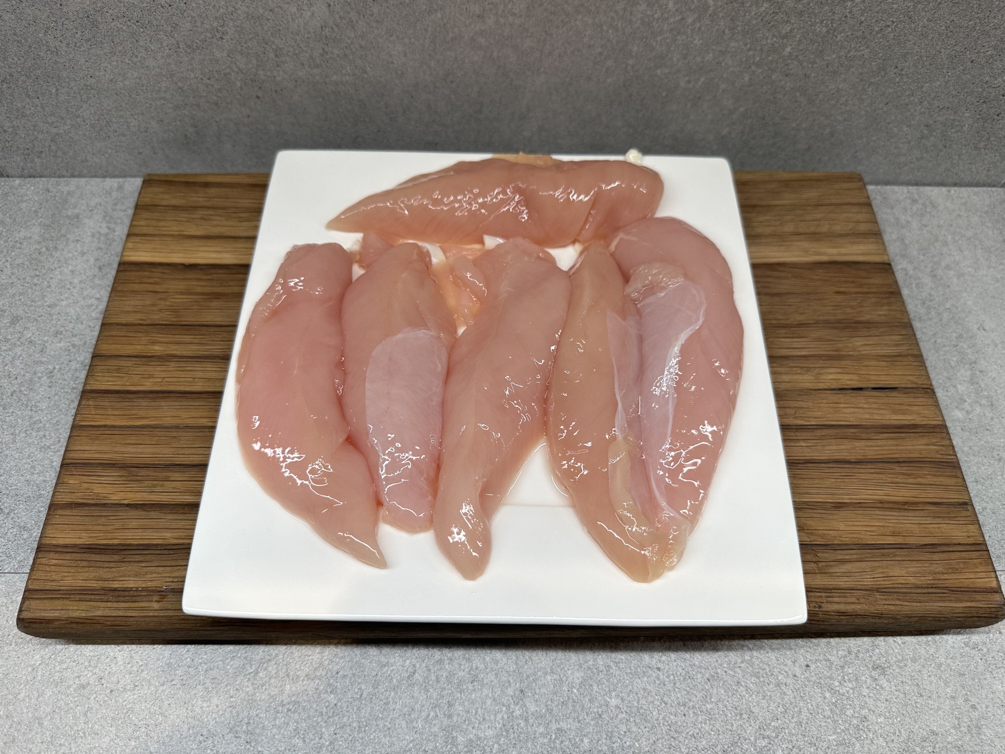 Chicken Tenders - Approximately 6 per package (between 0.75-1lb)