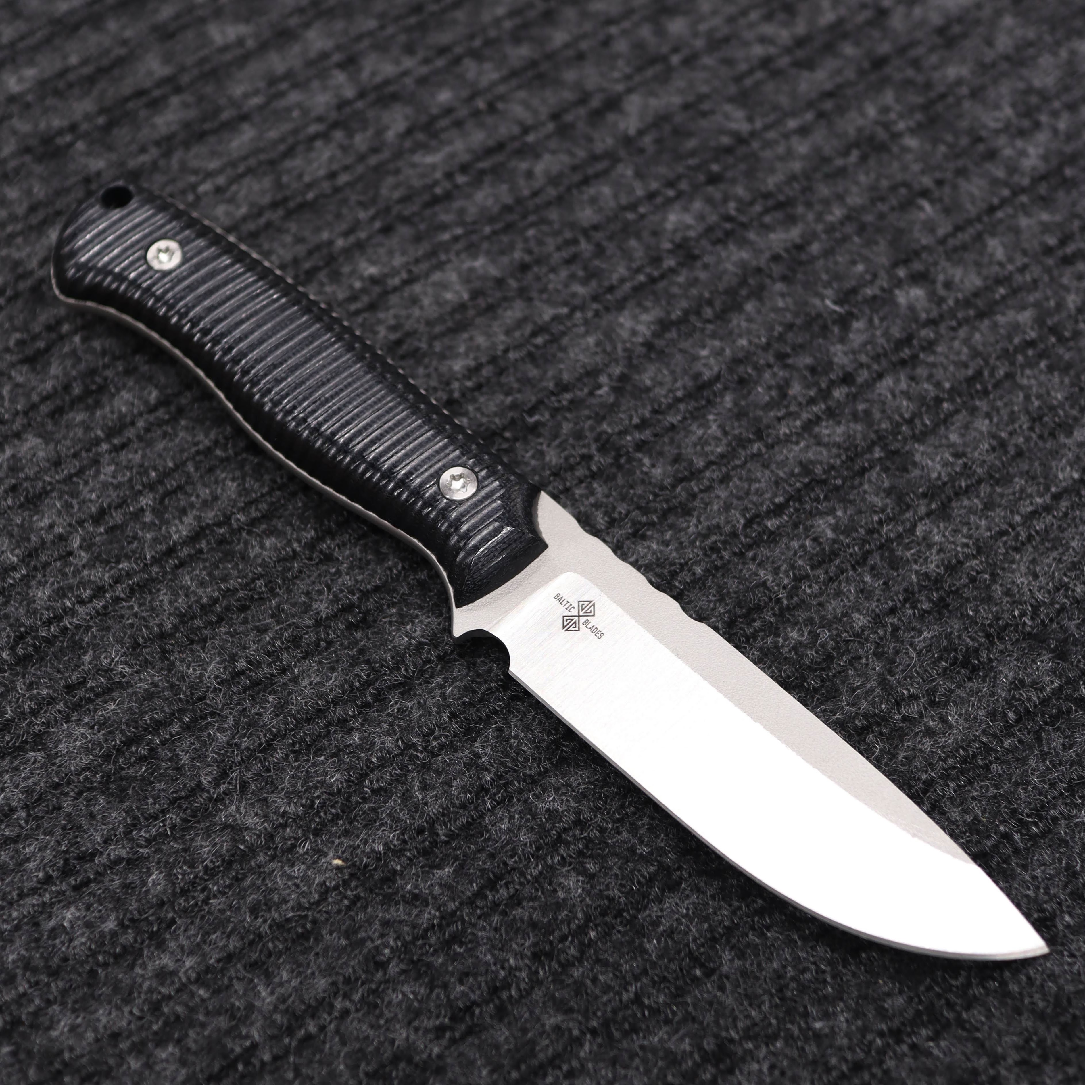 Varnas Black Canvas Micarta