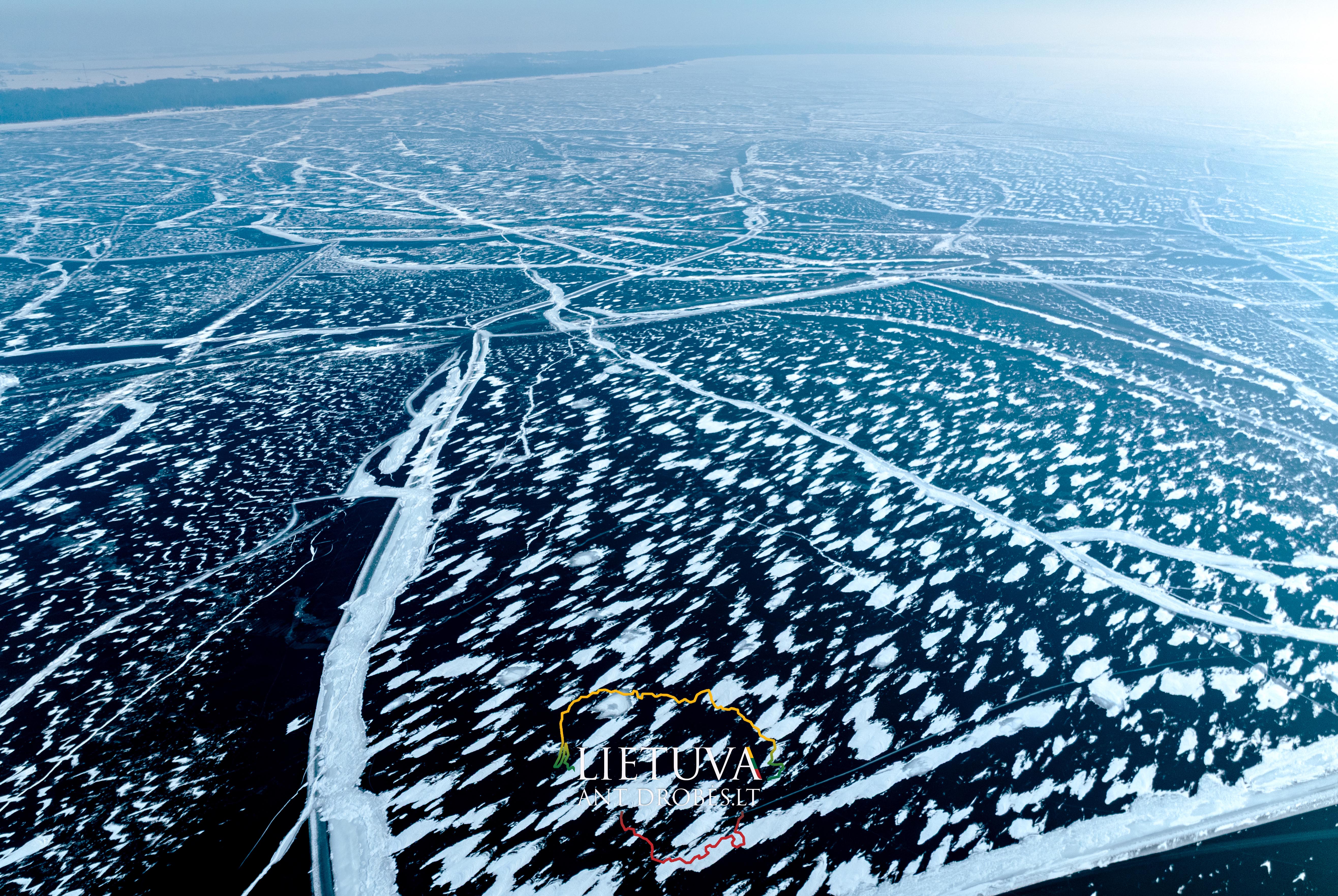 Dusia ledo gniaužtuose