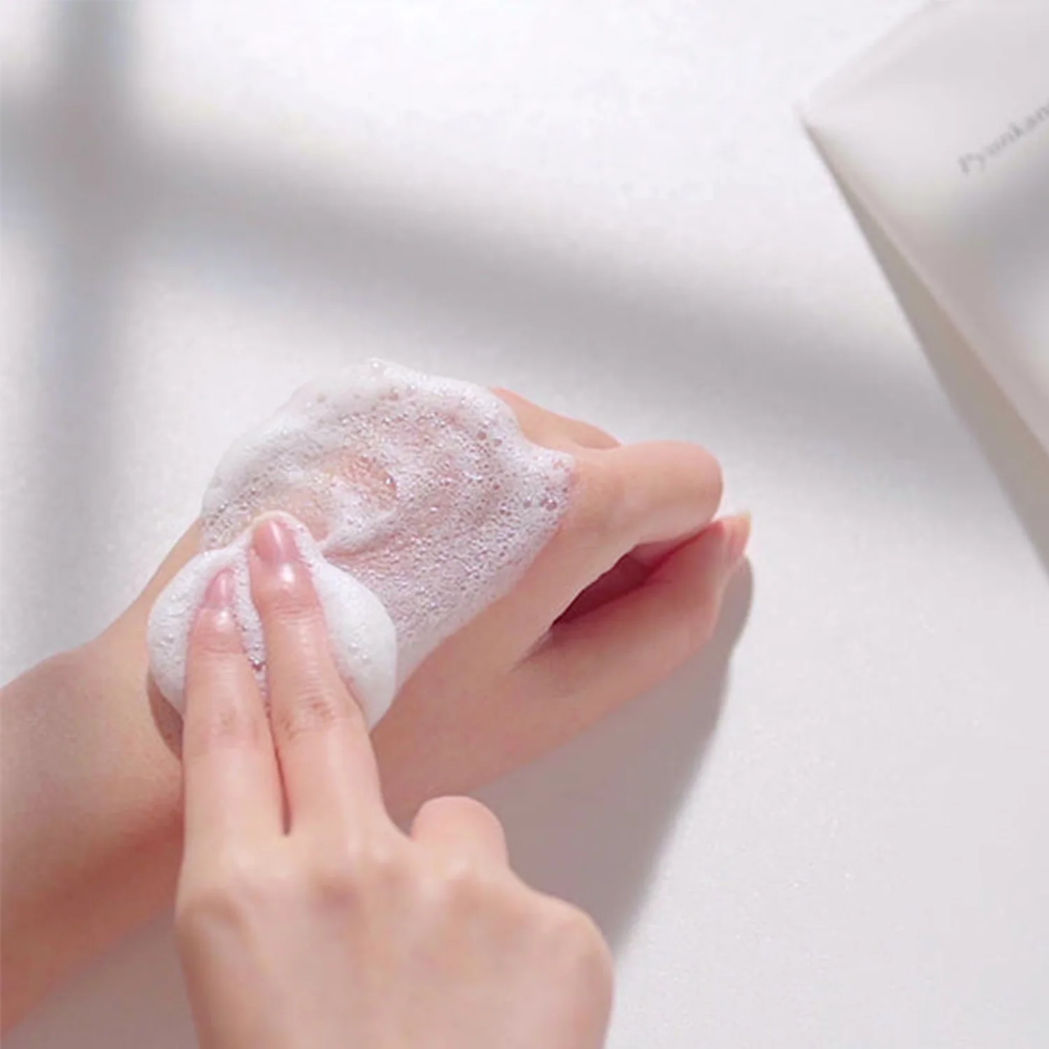 Pyunkang Yul Cleansing Foam 