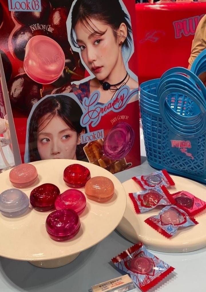 Fwee Lip & Cheek Glowy Jelly Pot + Llavero (19 colores)