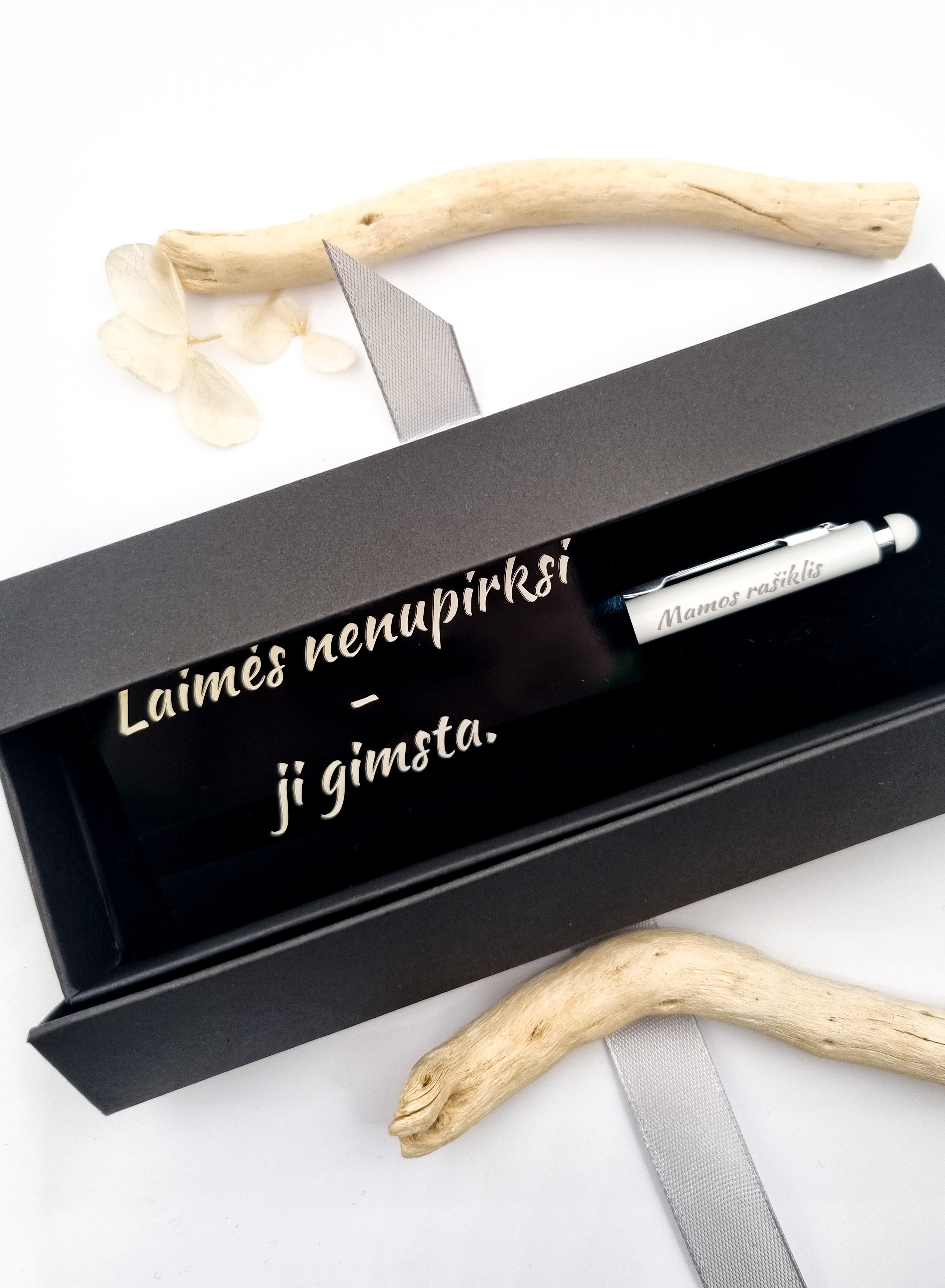 Rašiklis su kortele