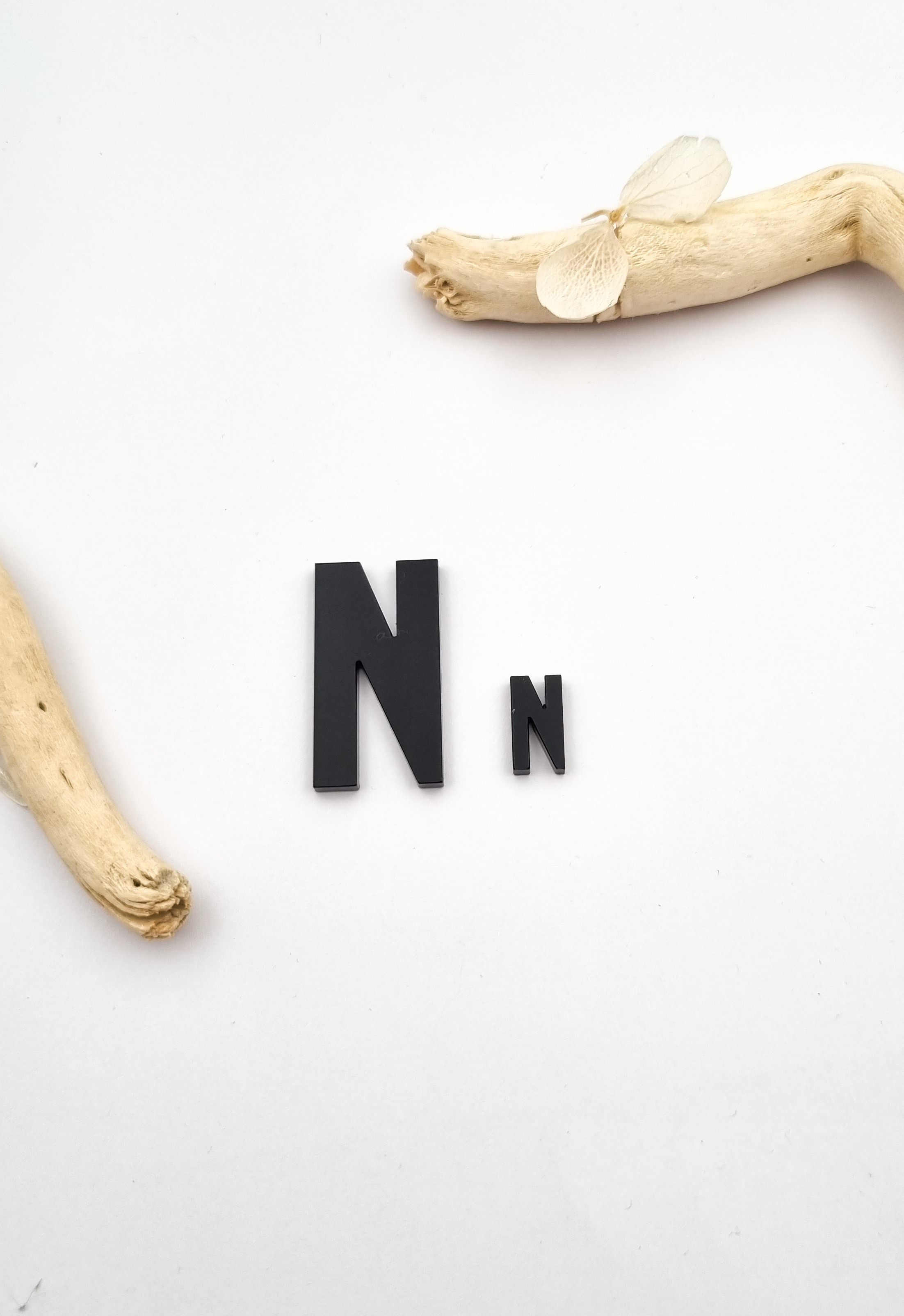 „N“