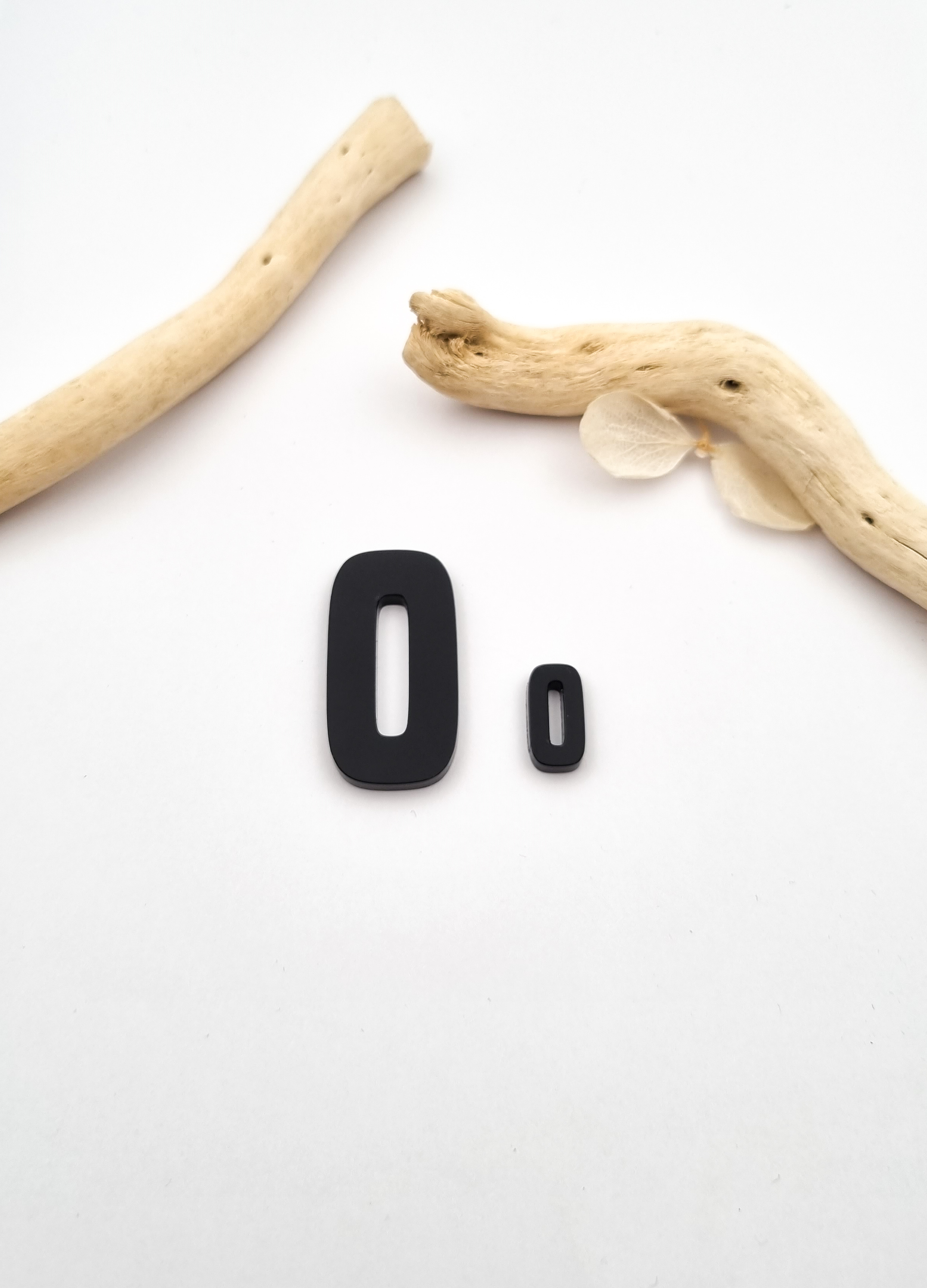 „O“