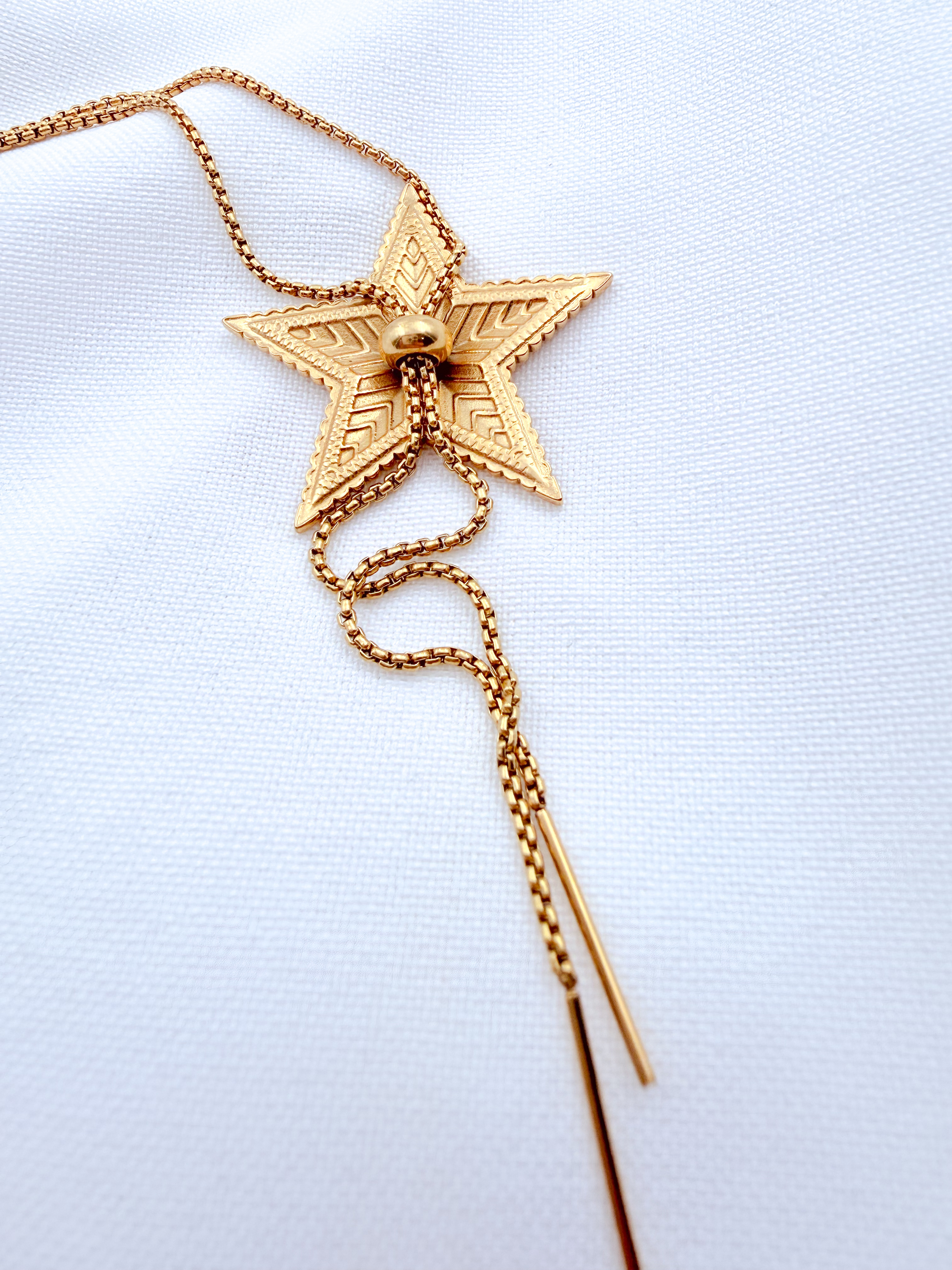 Ilgas kaklo papuošalas