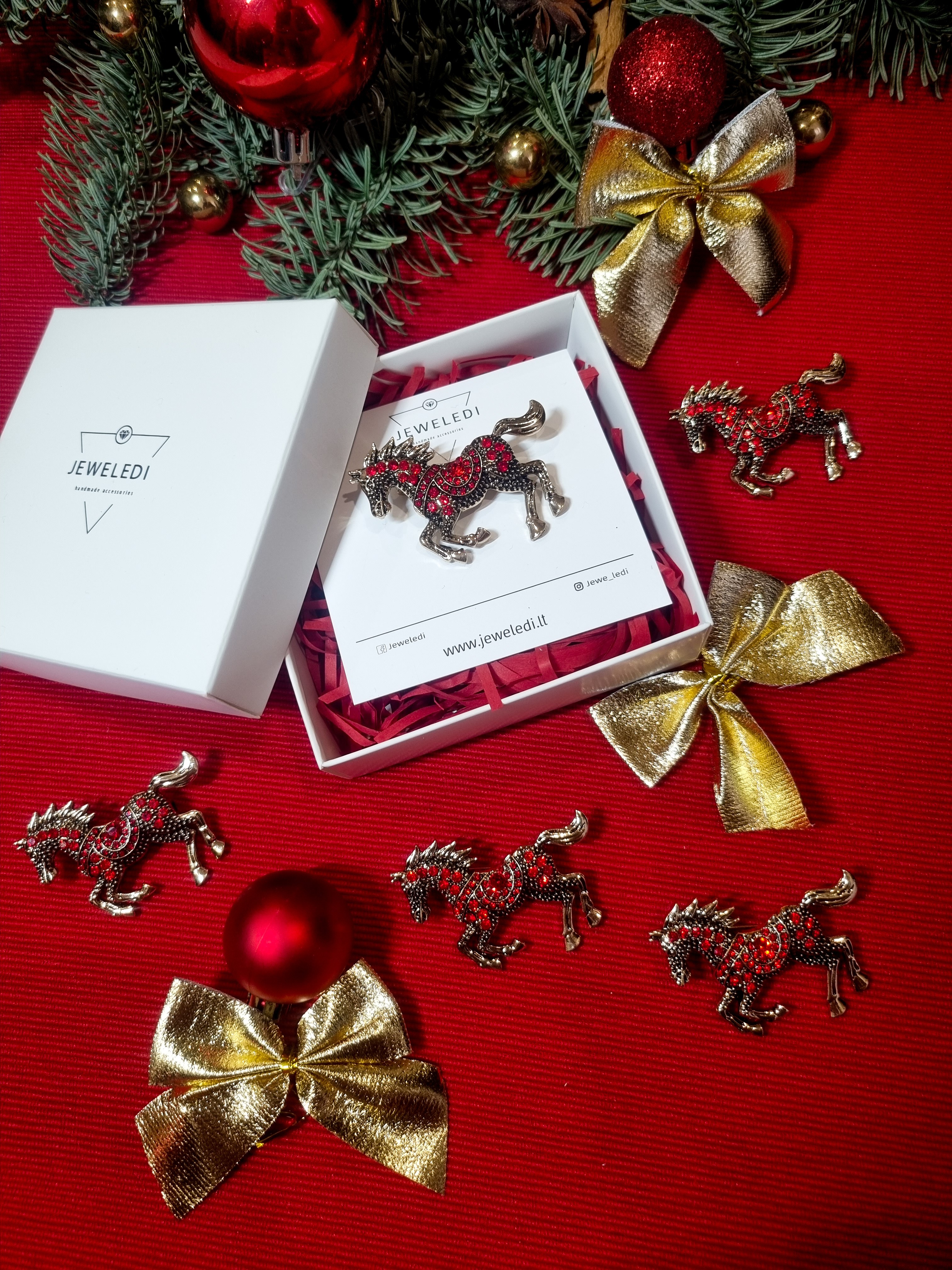 Sagė "Ugninis arklys"