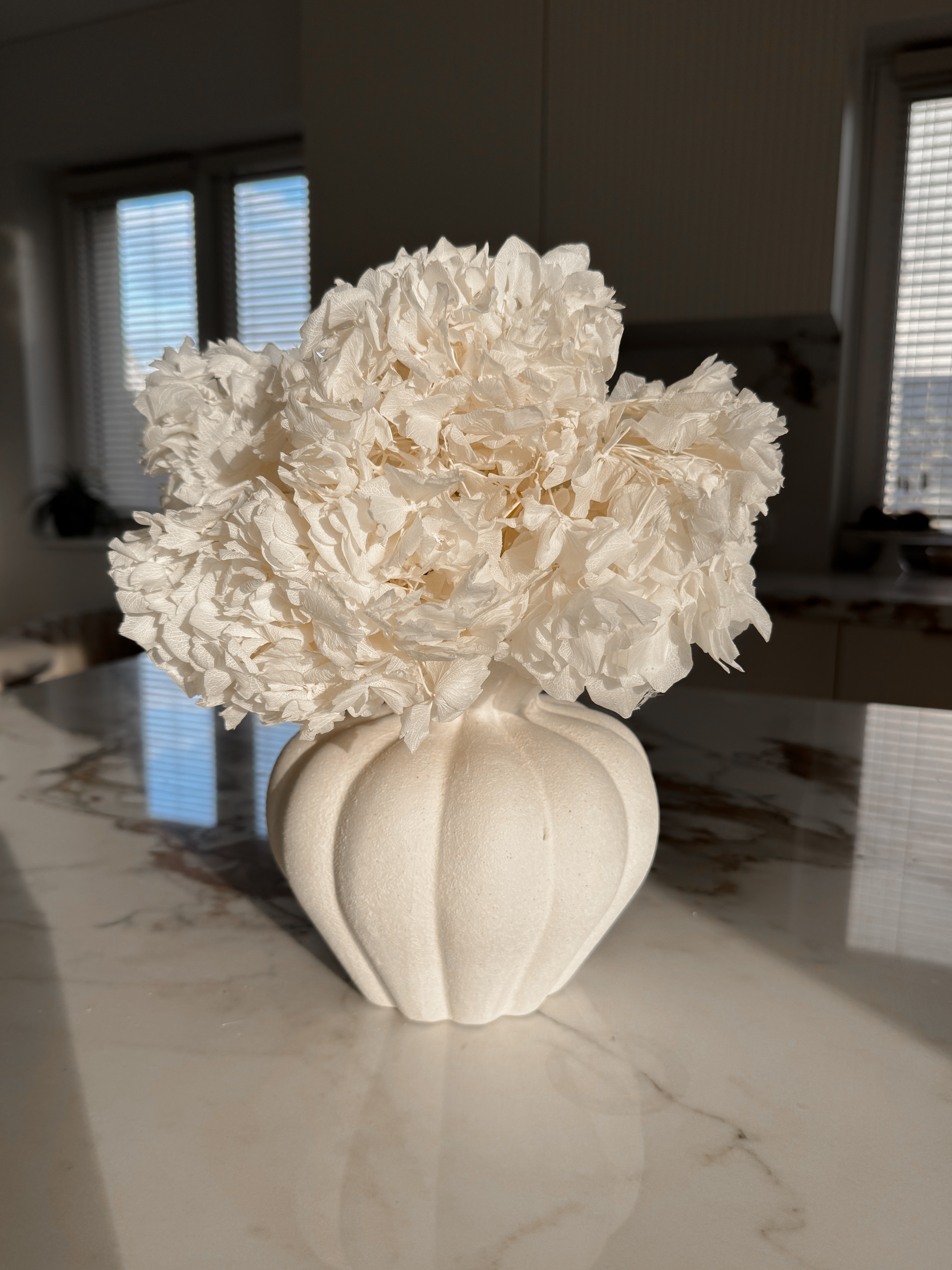 Stabilizuota Balinta Hortenzijų Puokštė