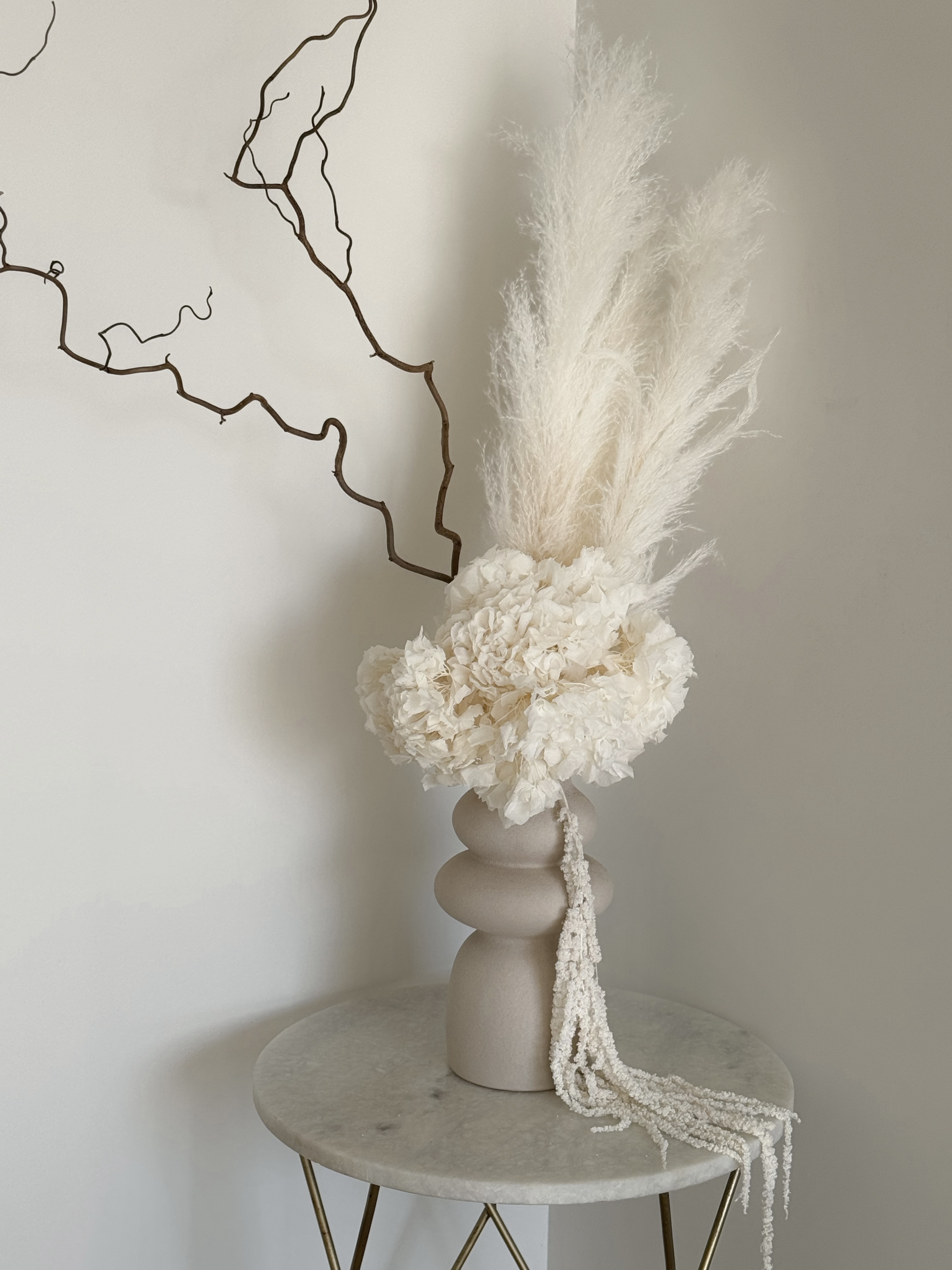 Puokštė Kreminė Elegancija