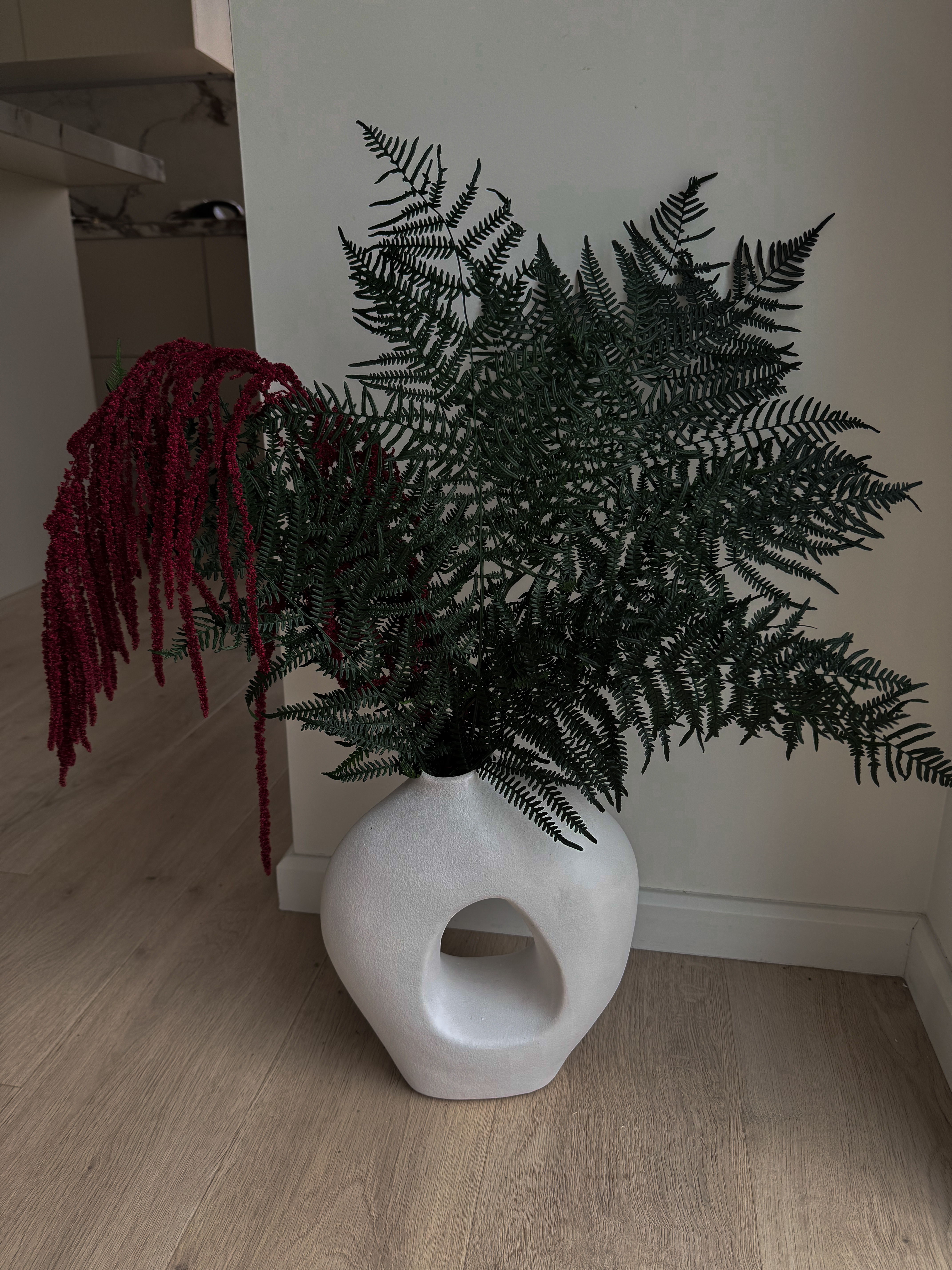 Stabilizuotas Papartis Kartu su Burnočiu