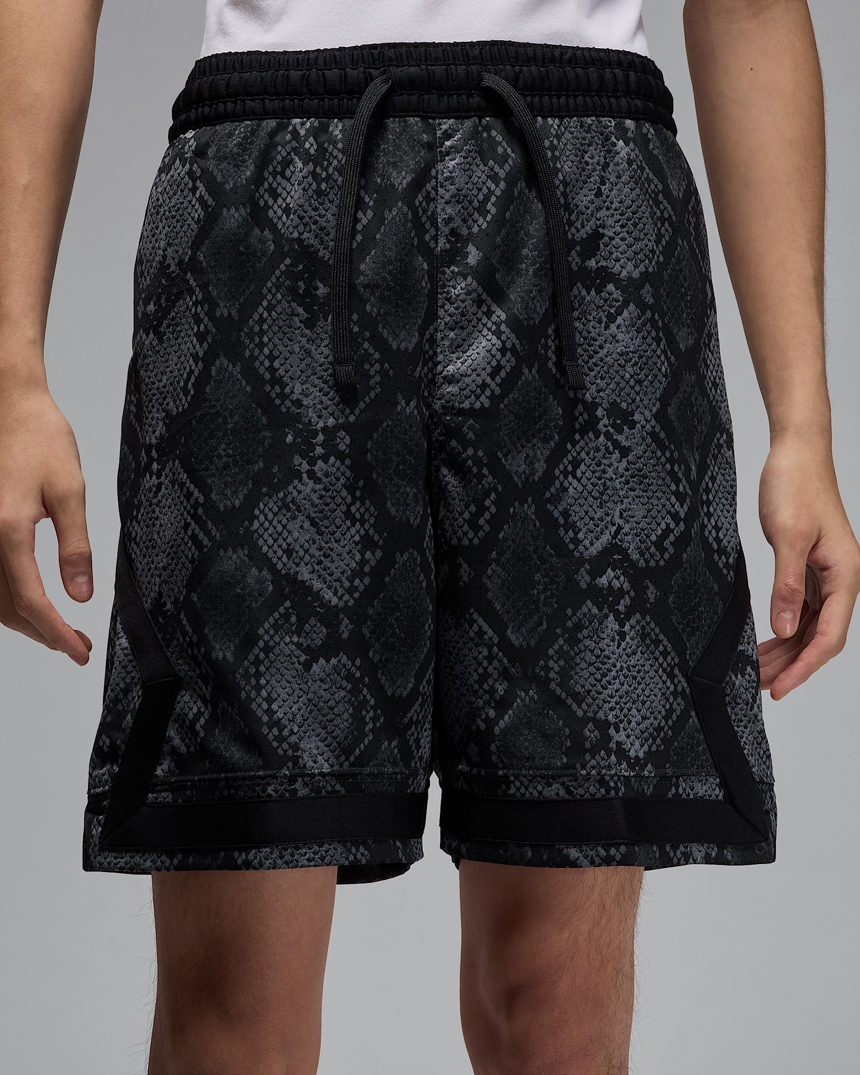 SHORT JORDAN DIAMOND PIEL DE SERPIENTE BLACK