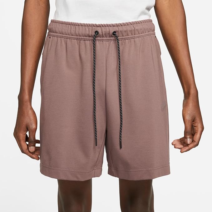 SHORT NIKE TECH 2024 REFLECTIVO 