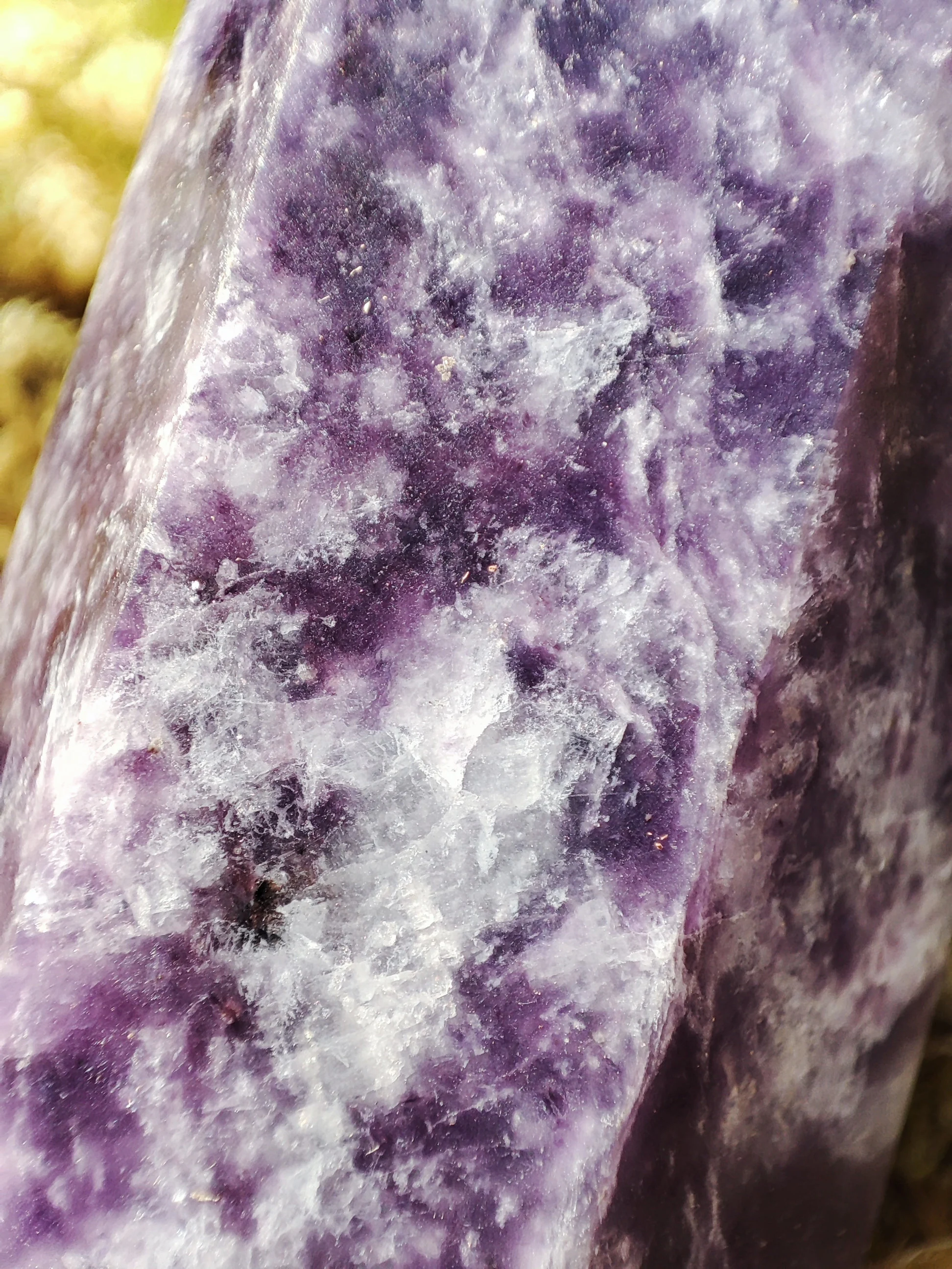 Obélisque de Lépidolite