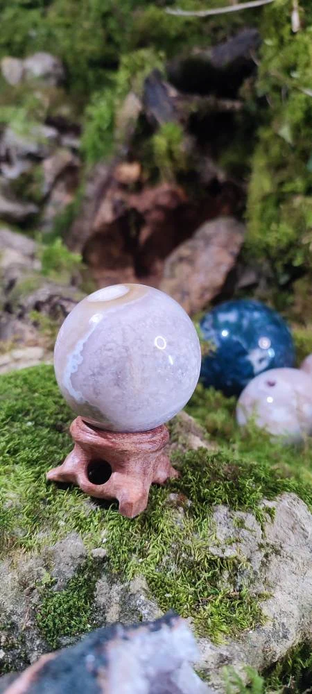 Sphère d'Améthyste rose et d'Agate fleur