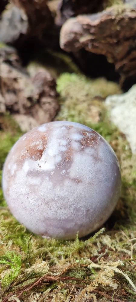 Sphère d'Améthyste rose et d'Agate fleur