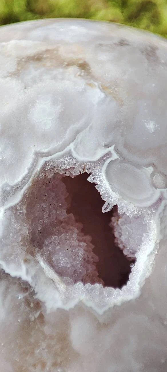 Sphère d'Améthyste rose et d'Agate fleur