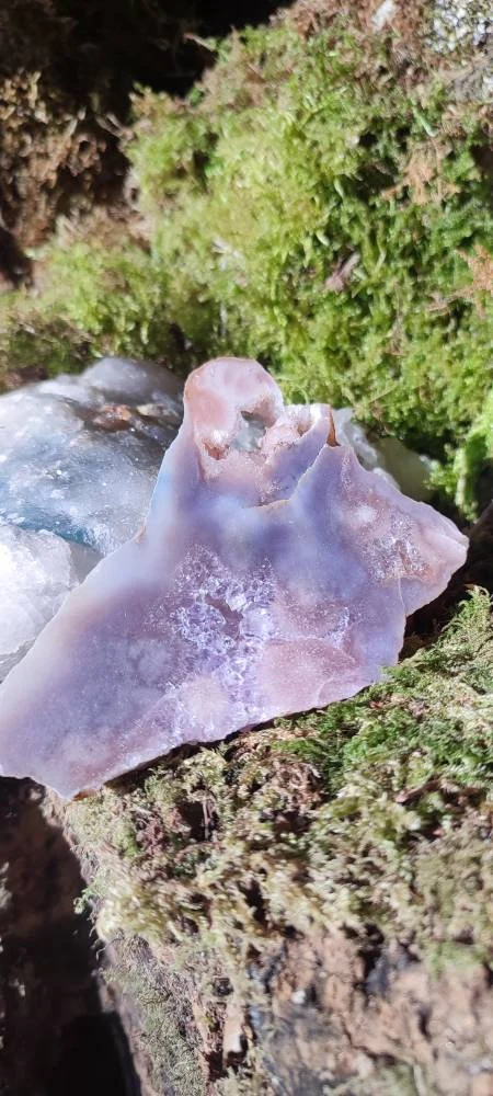 Tranche d'Améthyste rose et d'Agate fleur