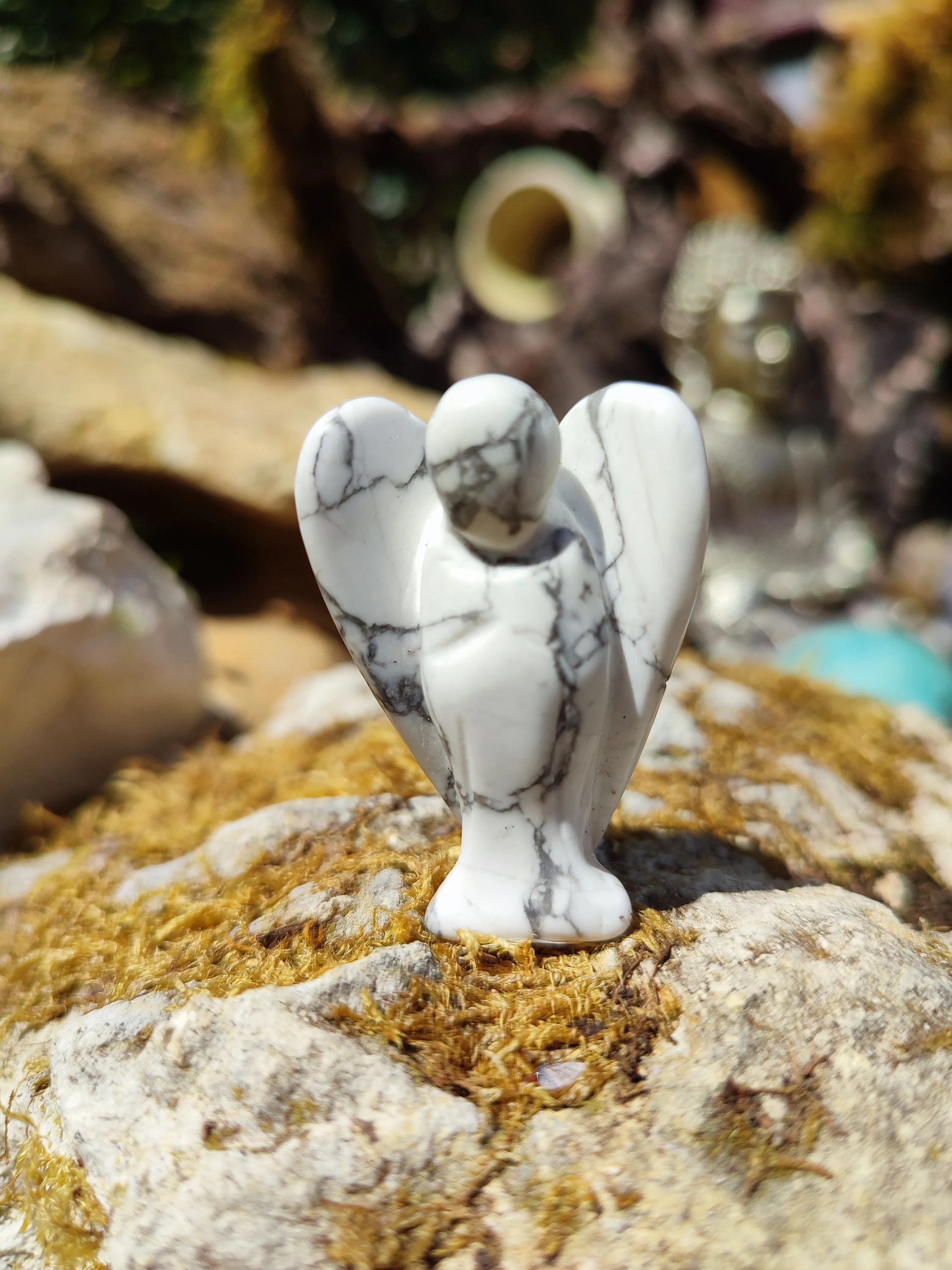 Ange en Howlite