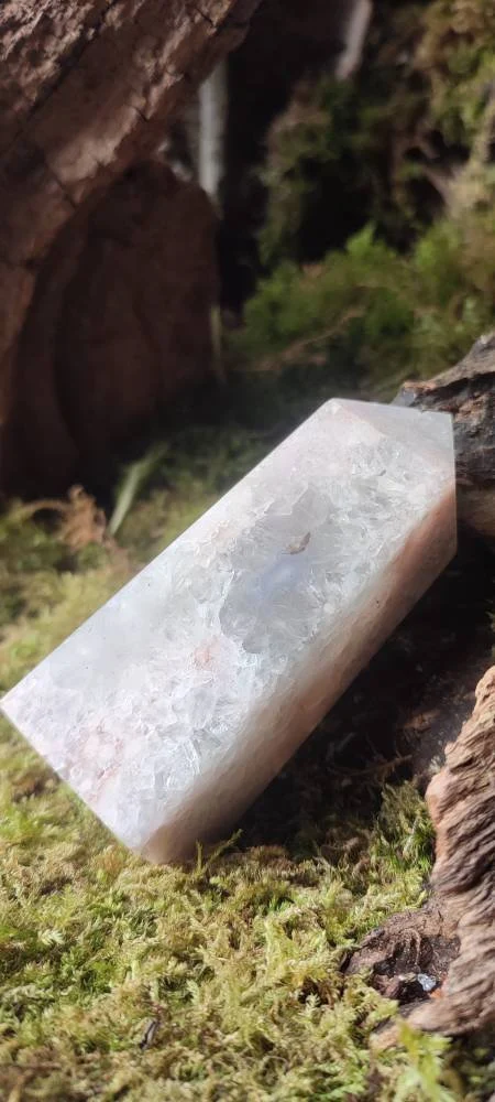 Obélisque d'Améthyste rose et d'Agate fleur