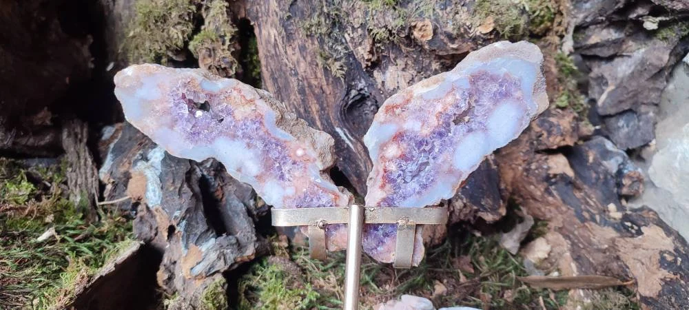 Papillon d'Améthyste rose et d'Agate fleur