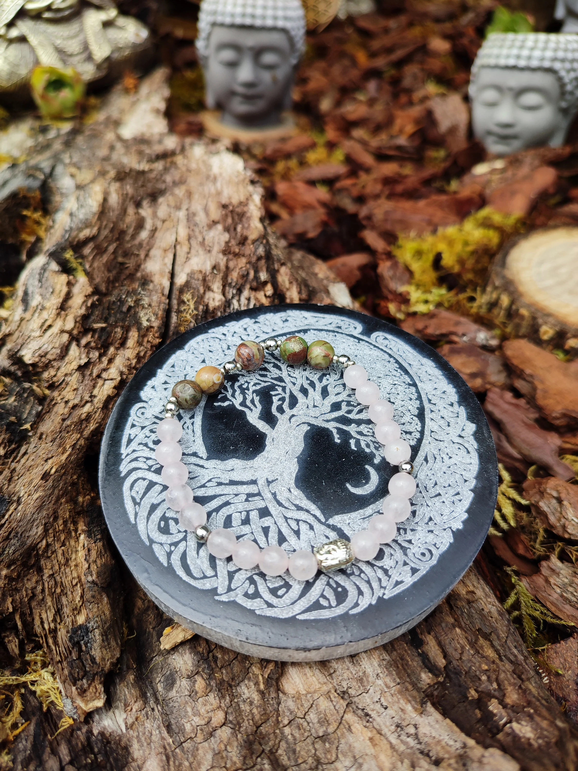 Disque sélénite noir gravé Arbre de Vie 10 cm