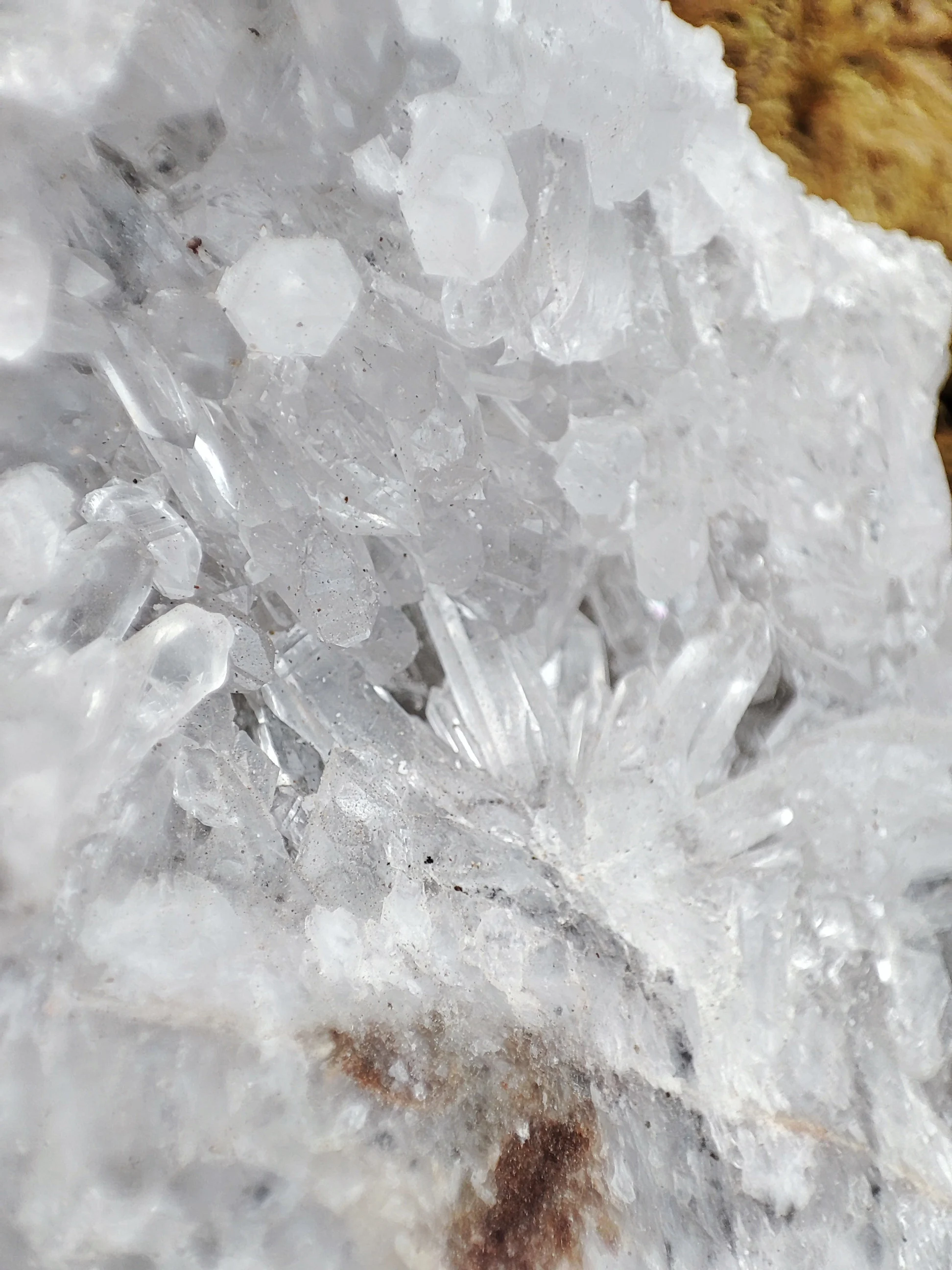 Amas de Cristal de Roche aiguille