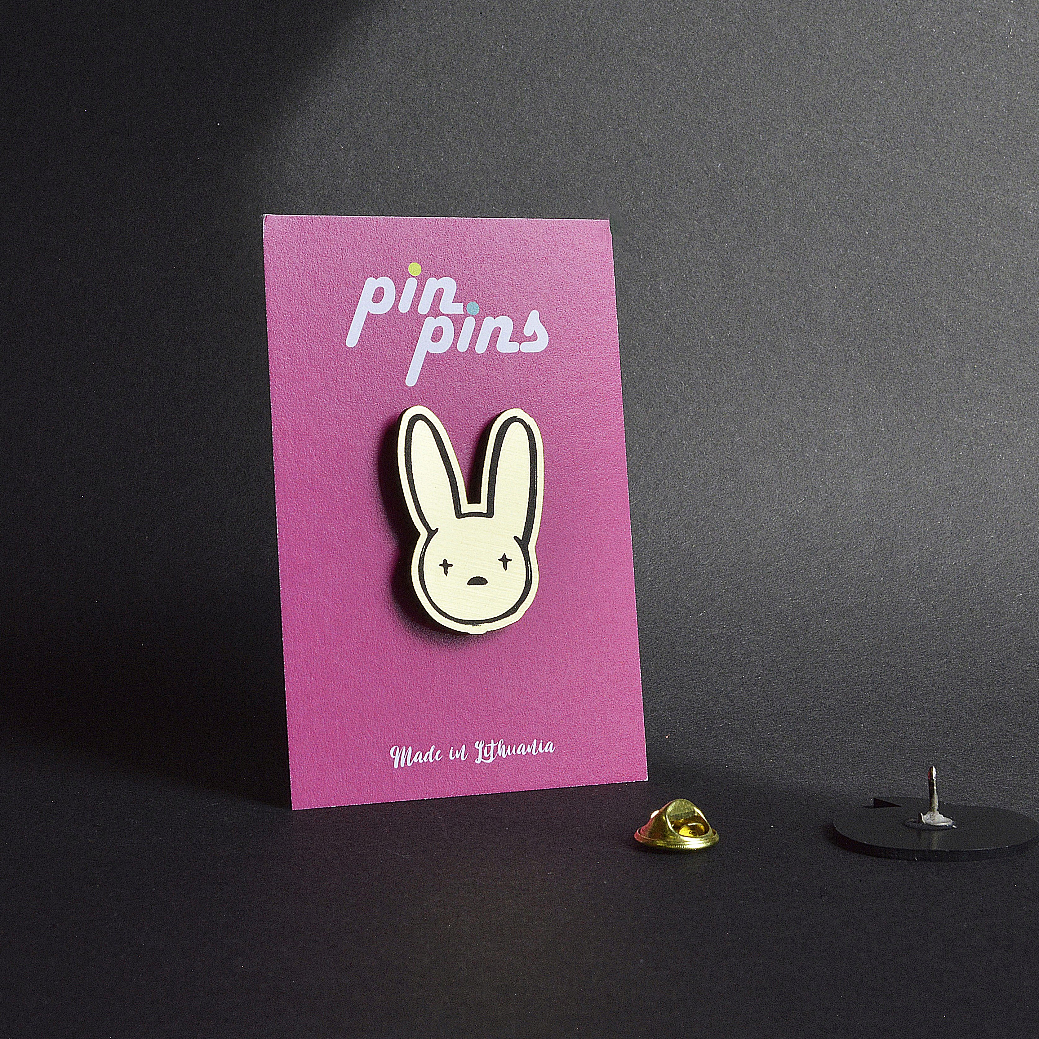 Zuikis Bad bunny įsegamas Pin ženkliukas sagė drabužio aksesuaras