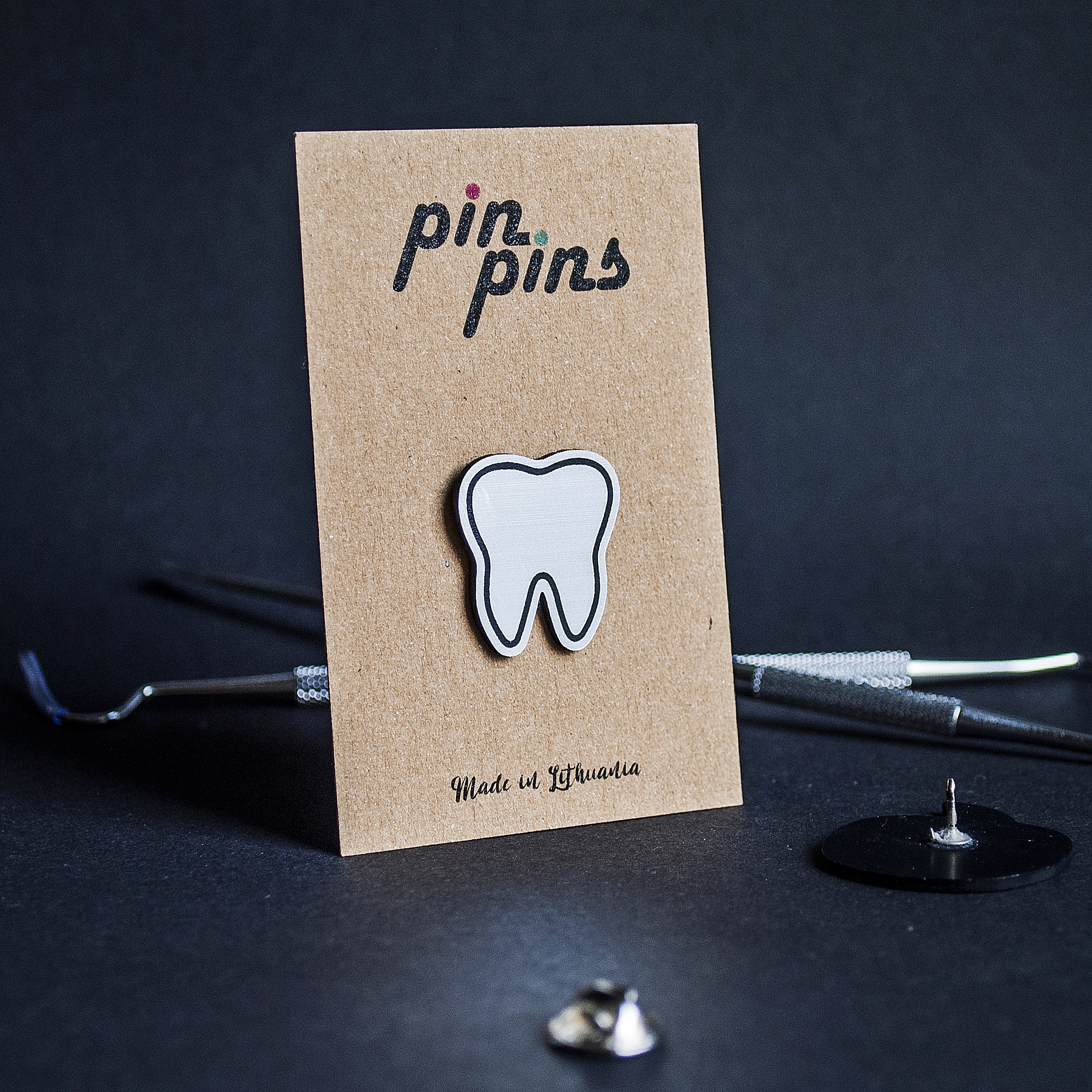 Dantukas Odontologas įsegamas Pin ženkliukas sagė