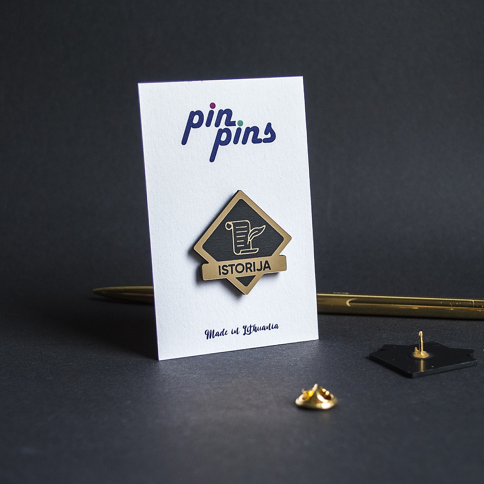 Istorija įsegamas Pin ženkliukas sagė