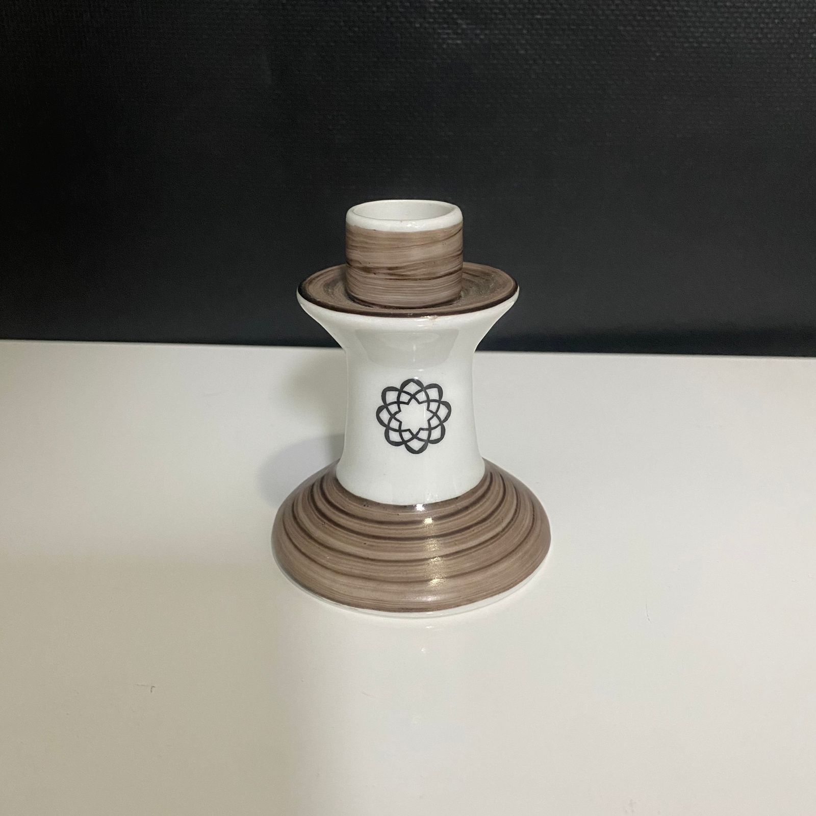 Castiçal de Porcelana Médio - Café/Branco
