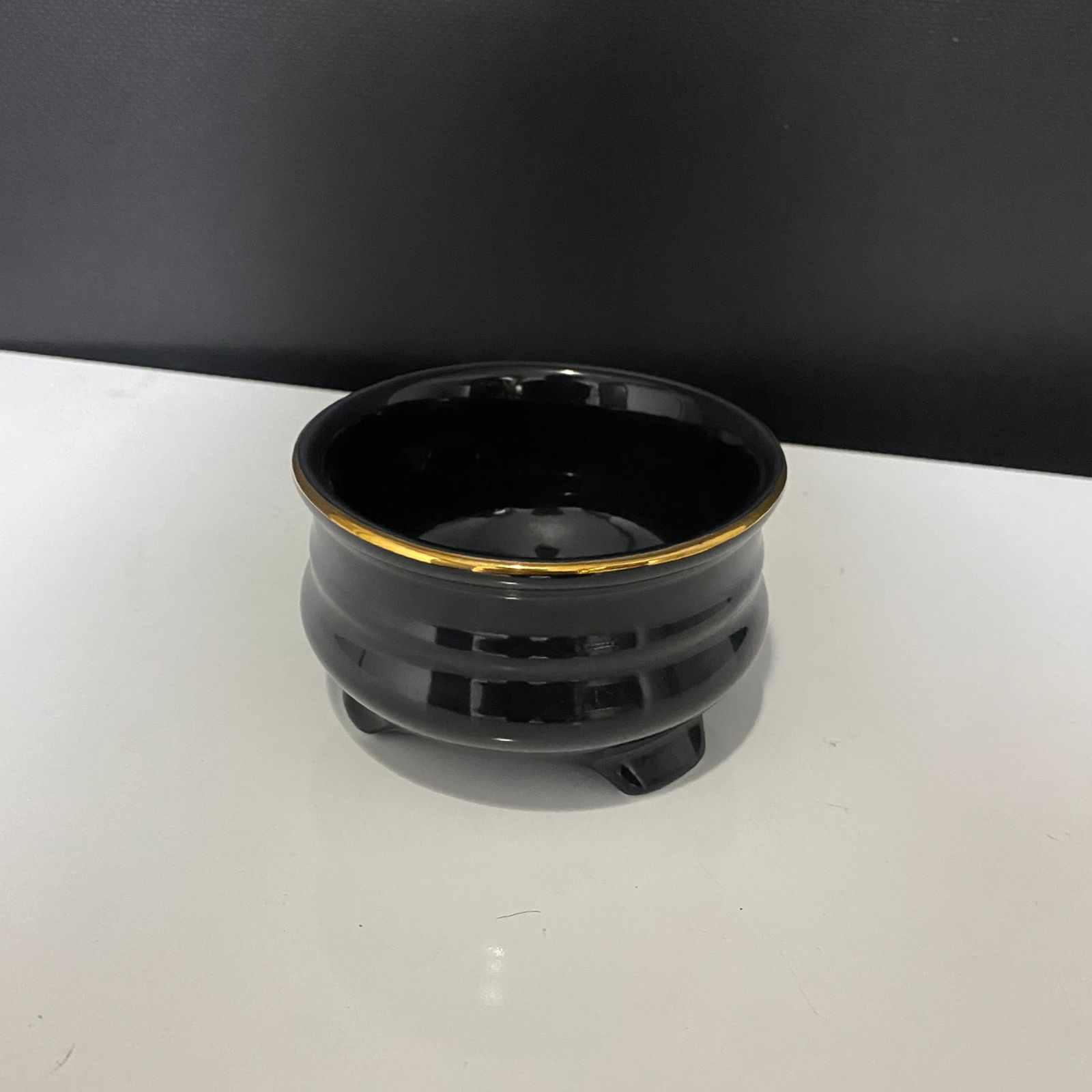 Koro Porcelana - Preto