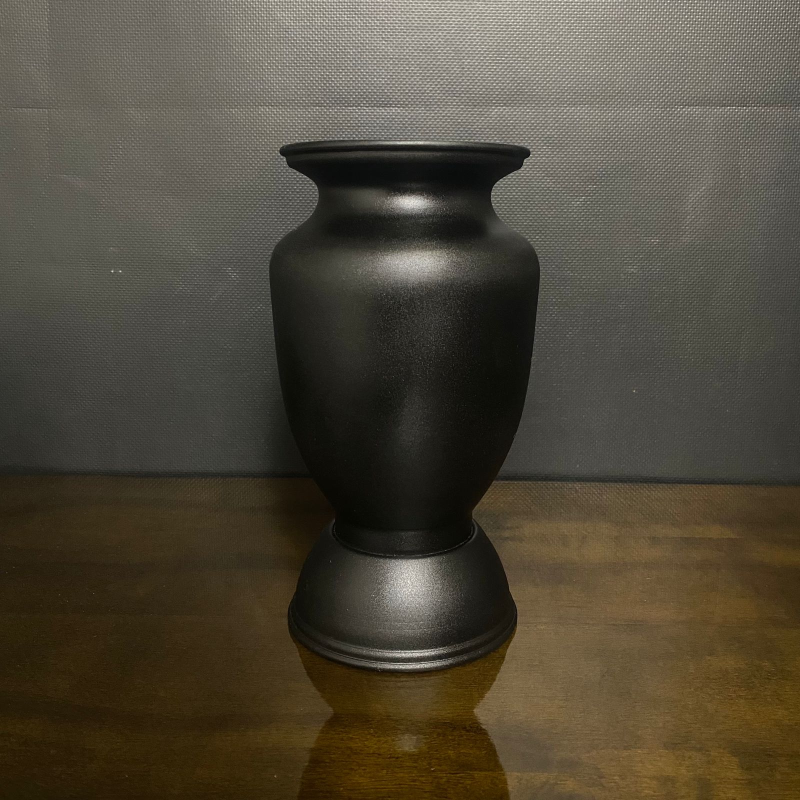 Vaso de Metal no. 5 - Preto