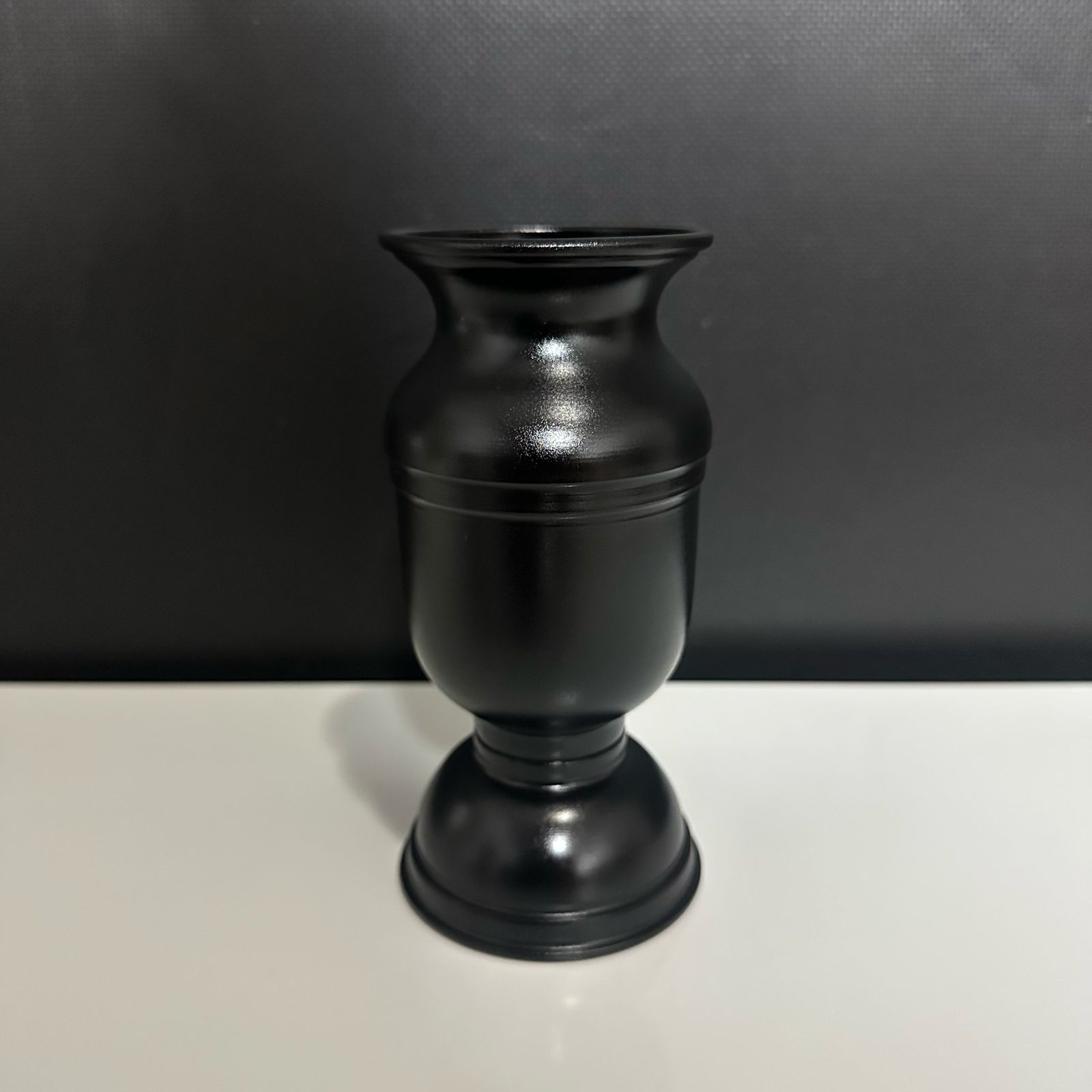 Vaso de Metal 01 - Preto