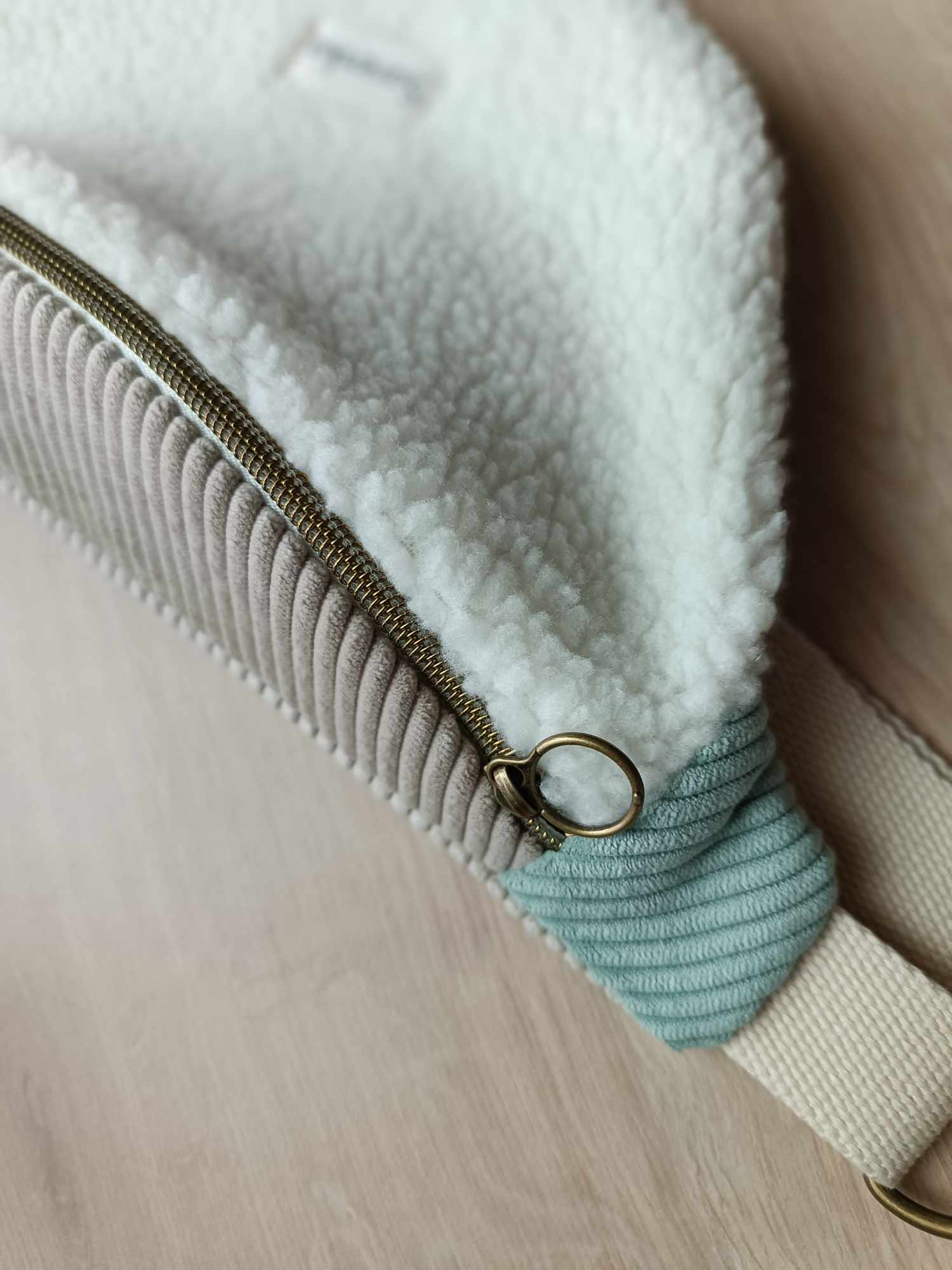 Sac Banane - Trio de couleurs - Moumoute vert d'eau