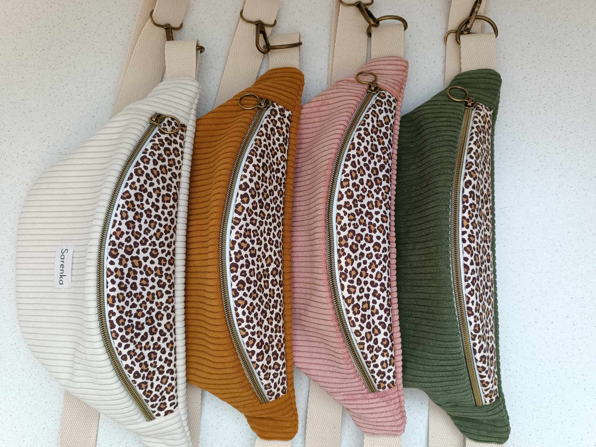 Sac Banane Léopard et velours côtelé