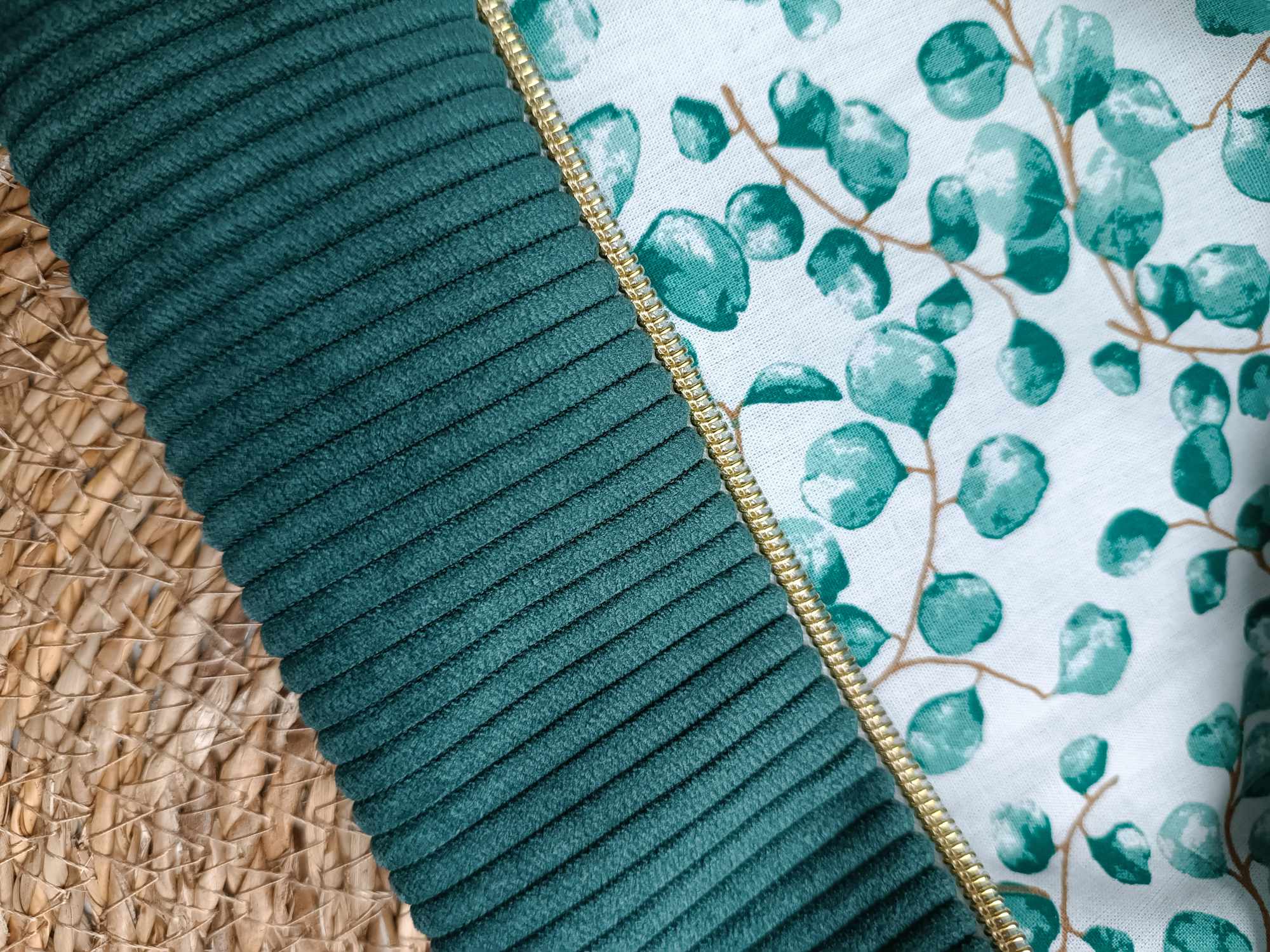 Trousse de toilette en velours côtelé - Menthe