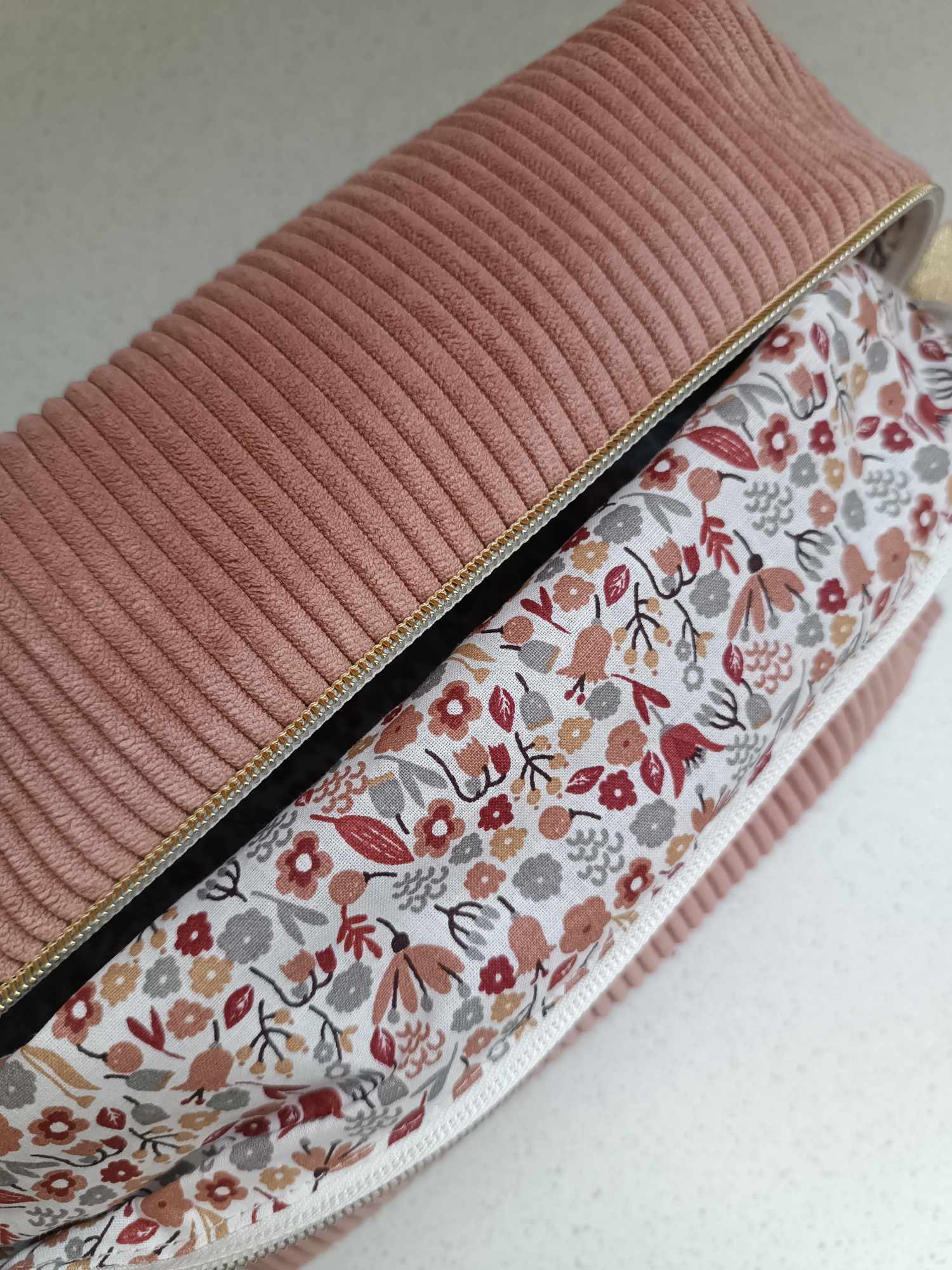 Trousse de toilette en velours côtelé - Rose poudre