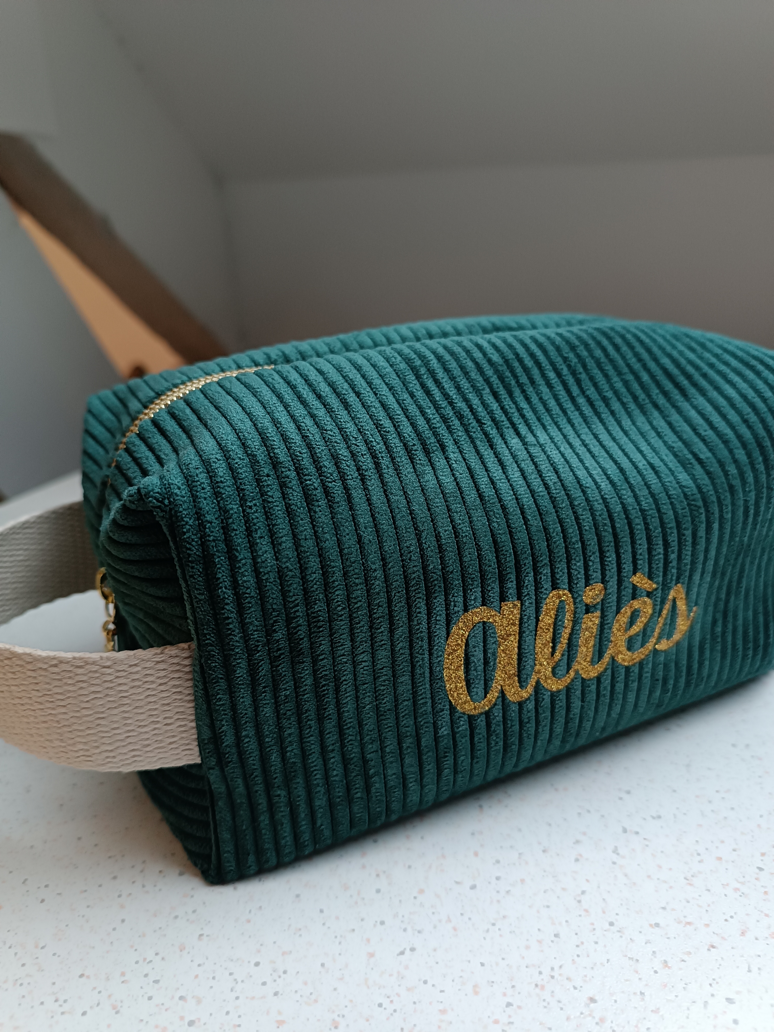 Trousse de toilette en velours côtelé personnalisée trois tailles