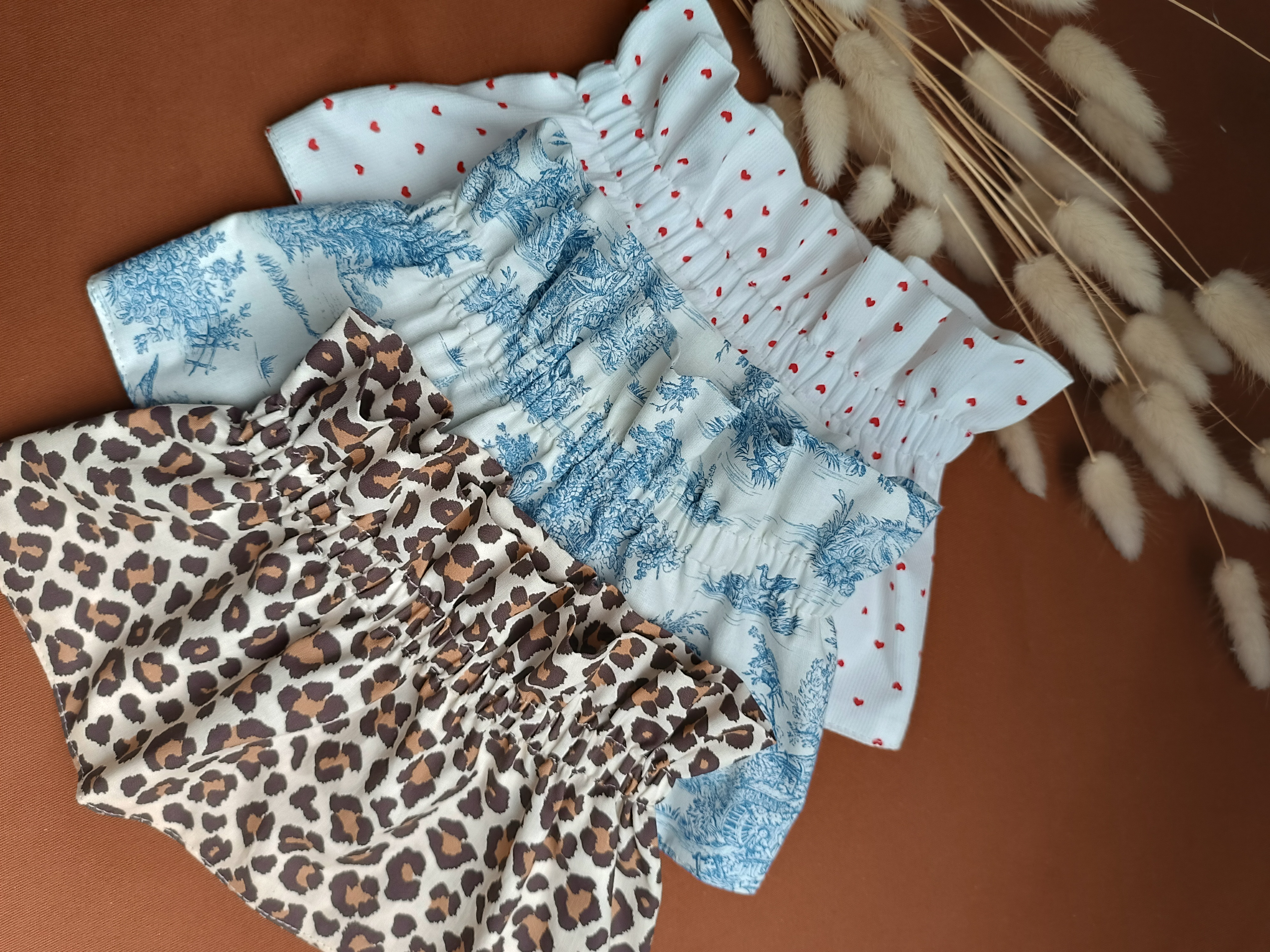 Col victorien amovible coeurs