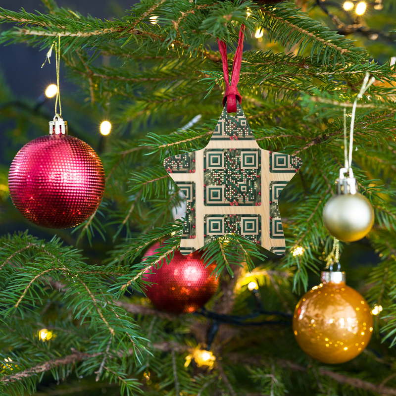 Interactive QR Christmas Wooden Ornaments